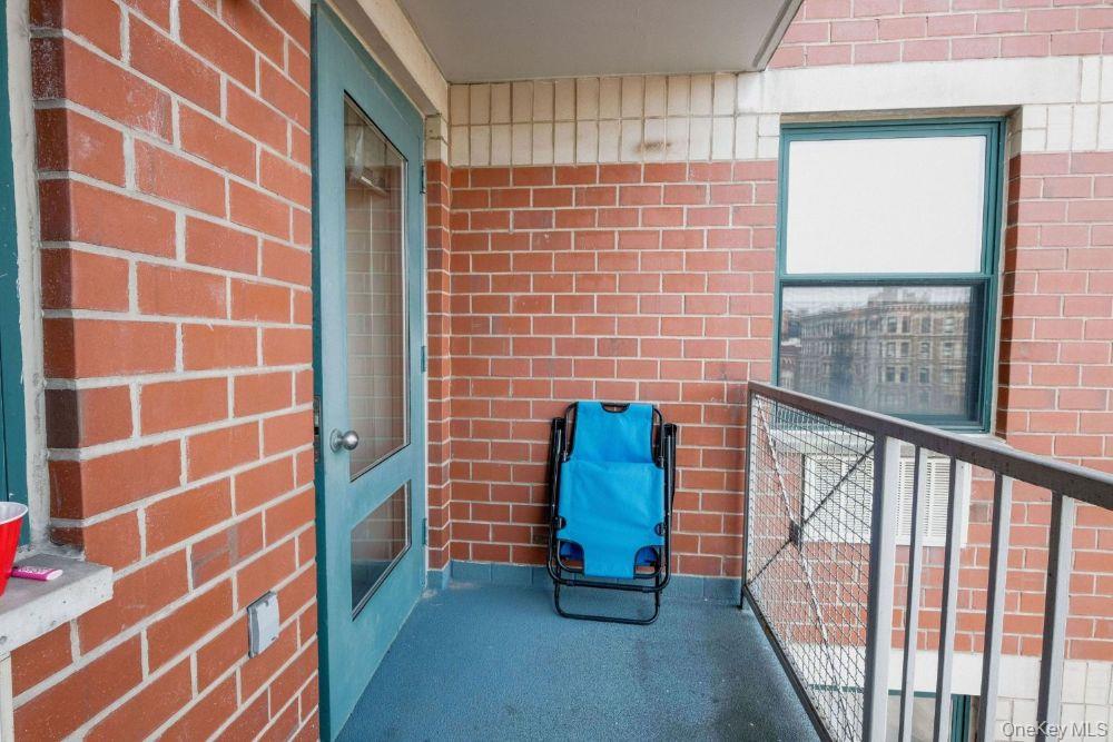 1919 Madison Avenue, Unit 702 photo 14