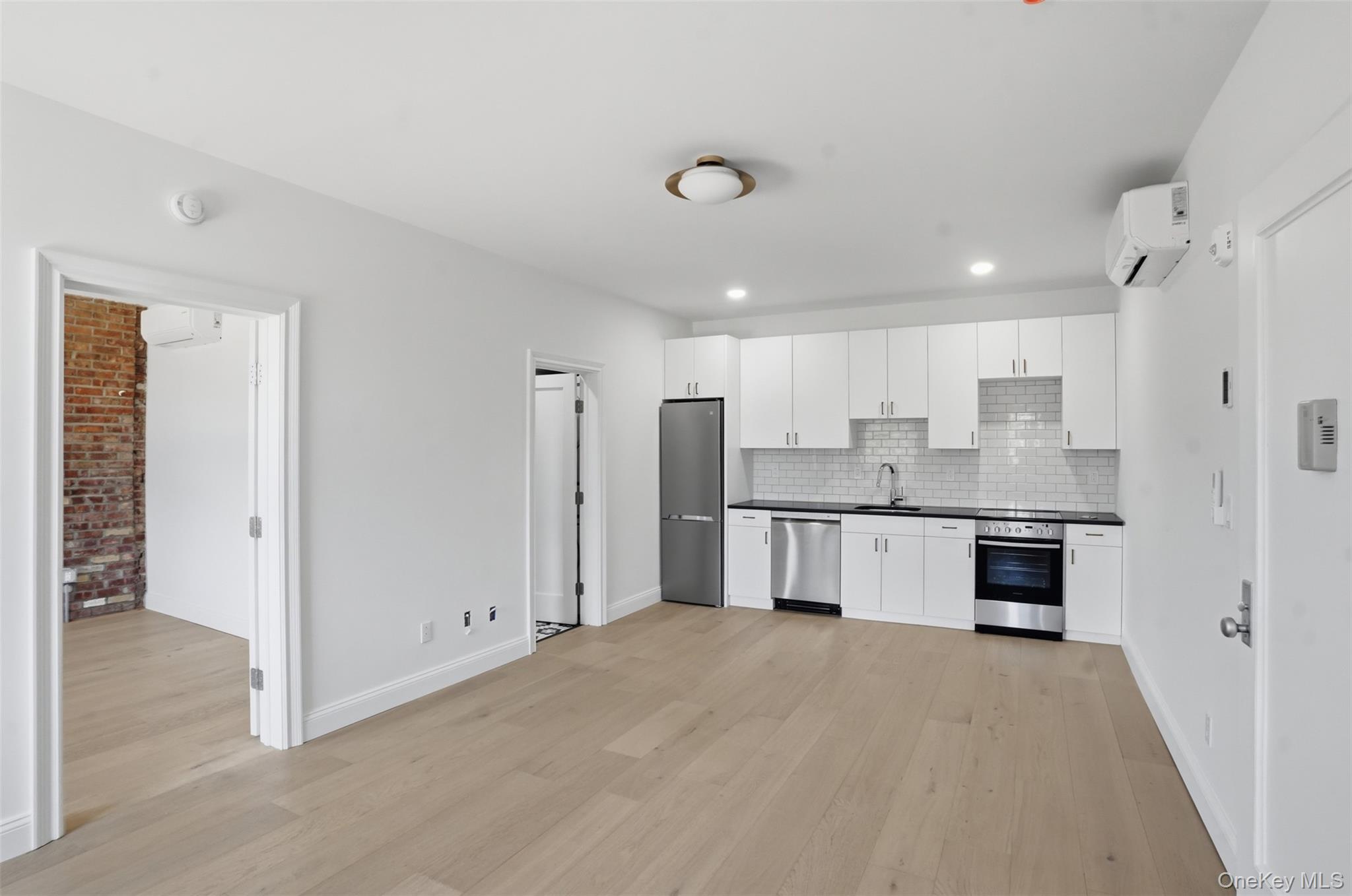 207 Main Street, Unit 7 photo 8