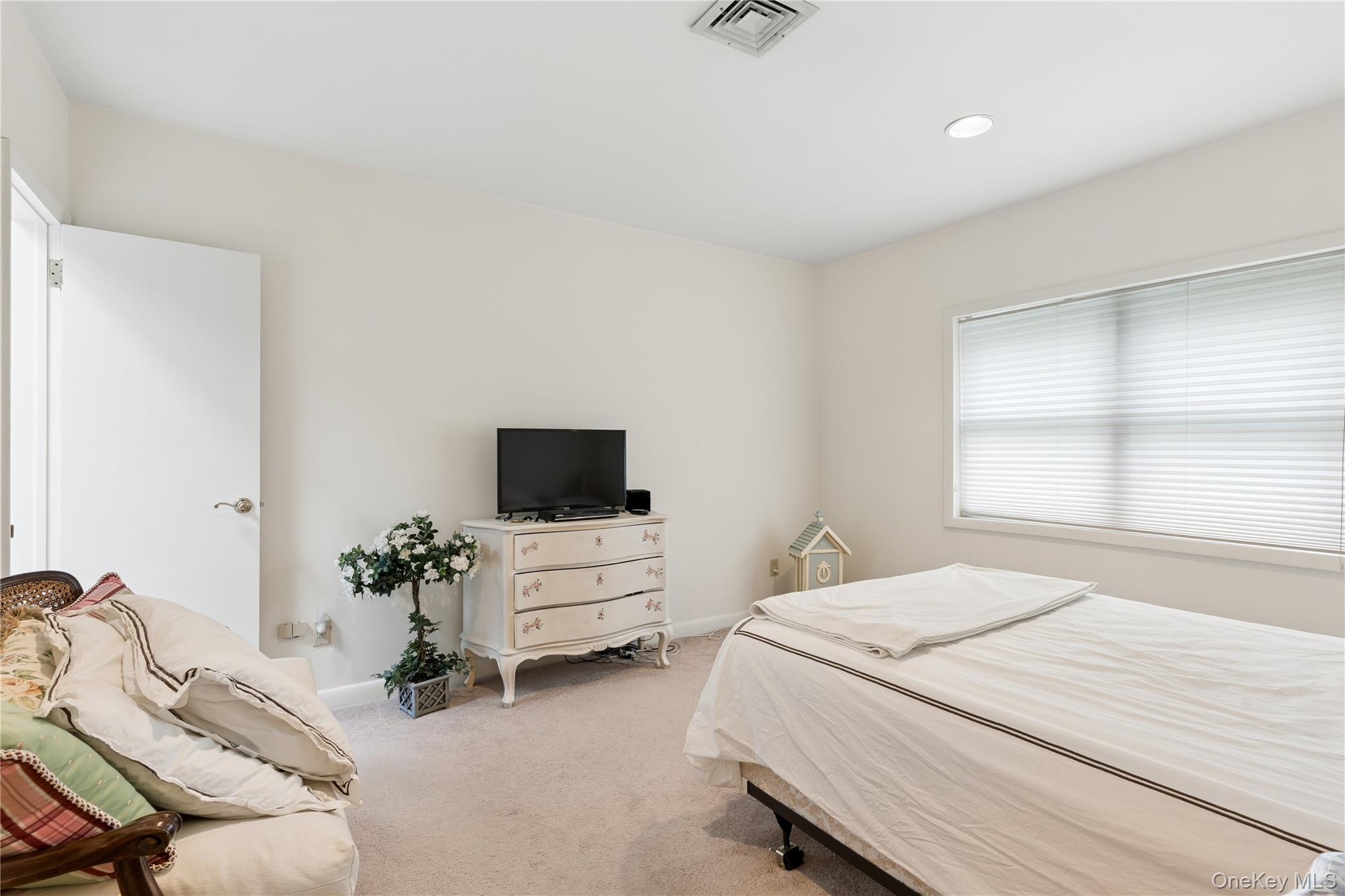 247 Barrett Road – For Sale photo 29