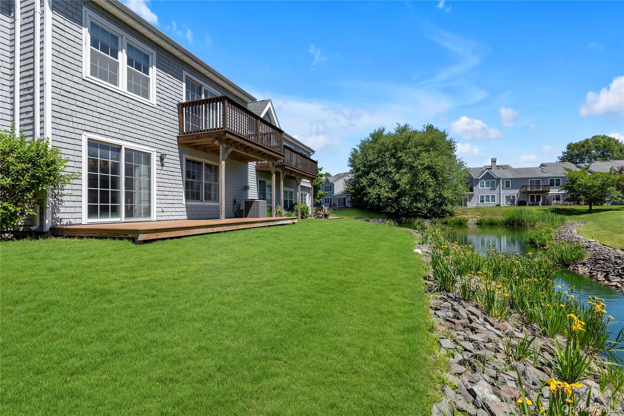 38 Lakebridge Drive S – For Sale photo 27