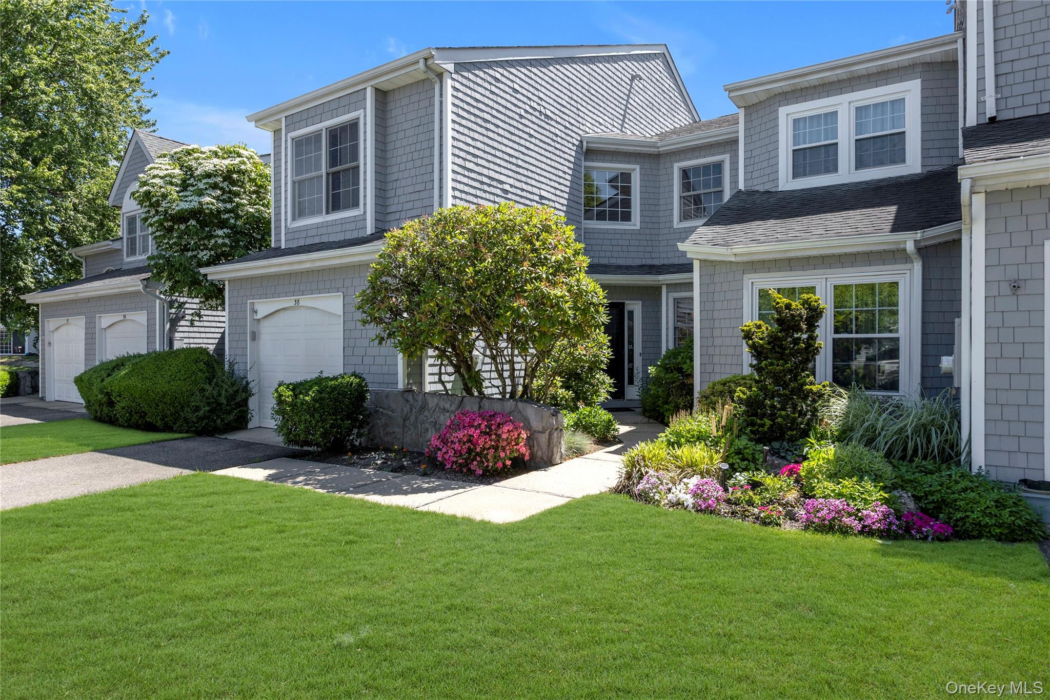 38 Lakebridge Drive S – For Sale photo 29