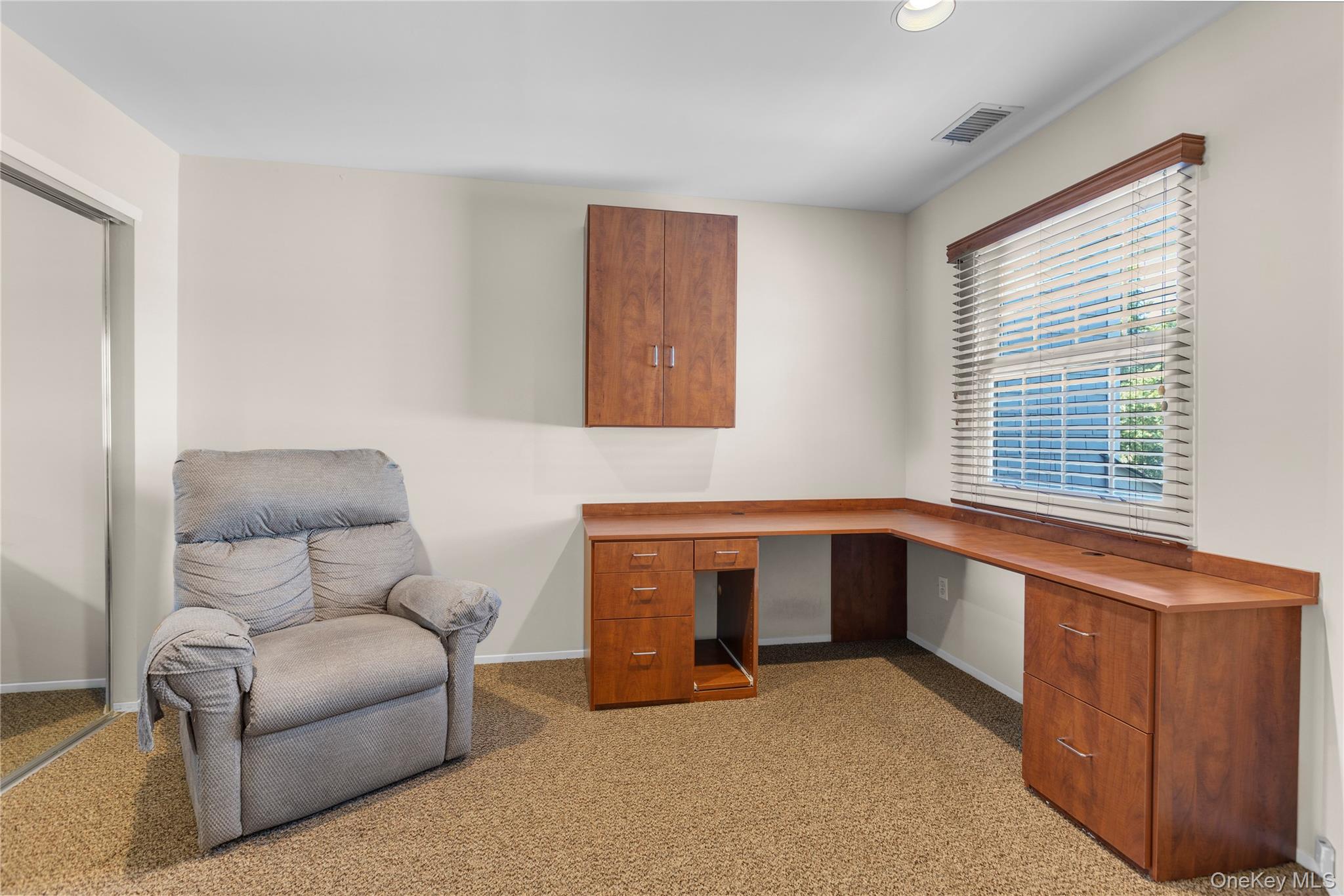 38 Lakebridge Drive S – For Sale photo 21