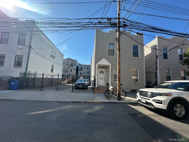 22 Street – For Sale