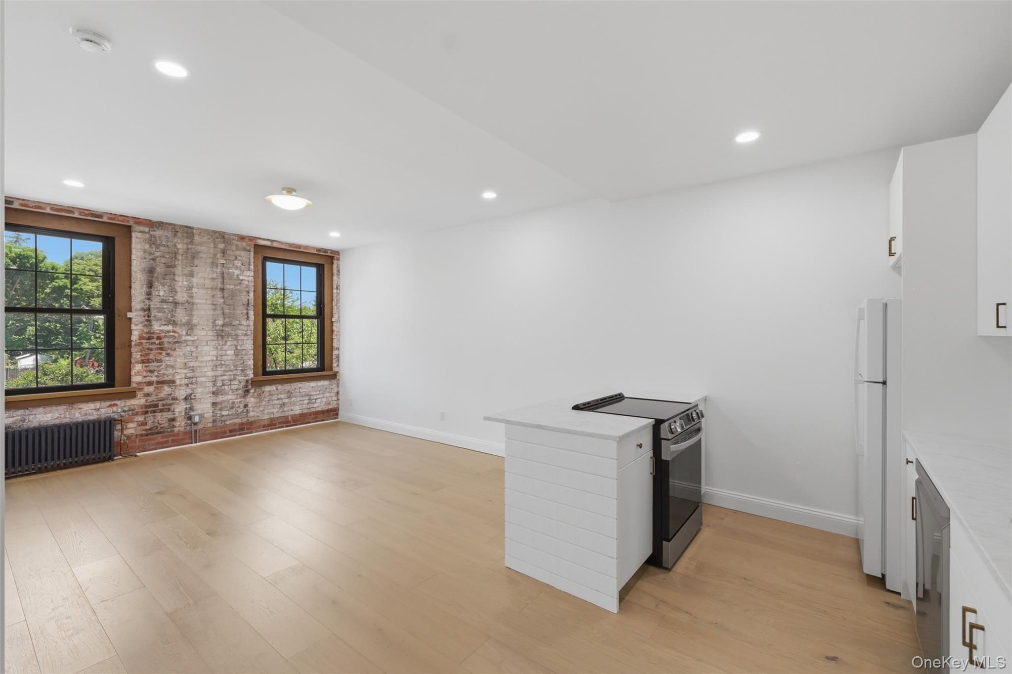 207 Main Street, Unit 3 photo 17
