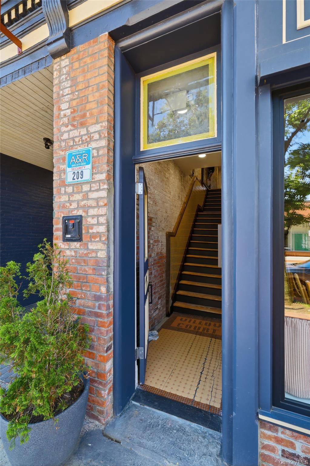 207 Main Street, Unit 3 photo 4