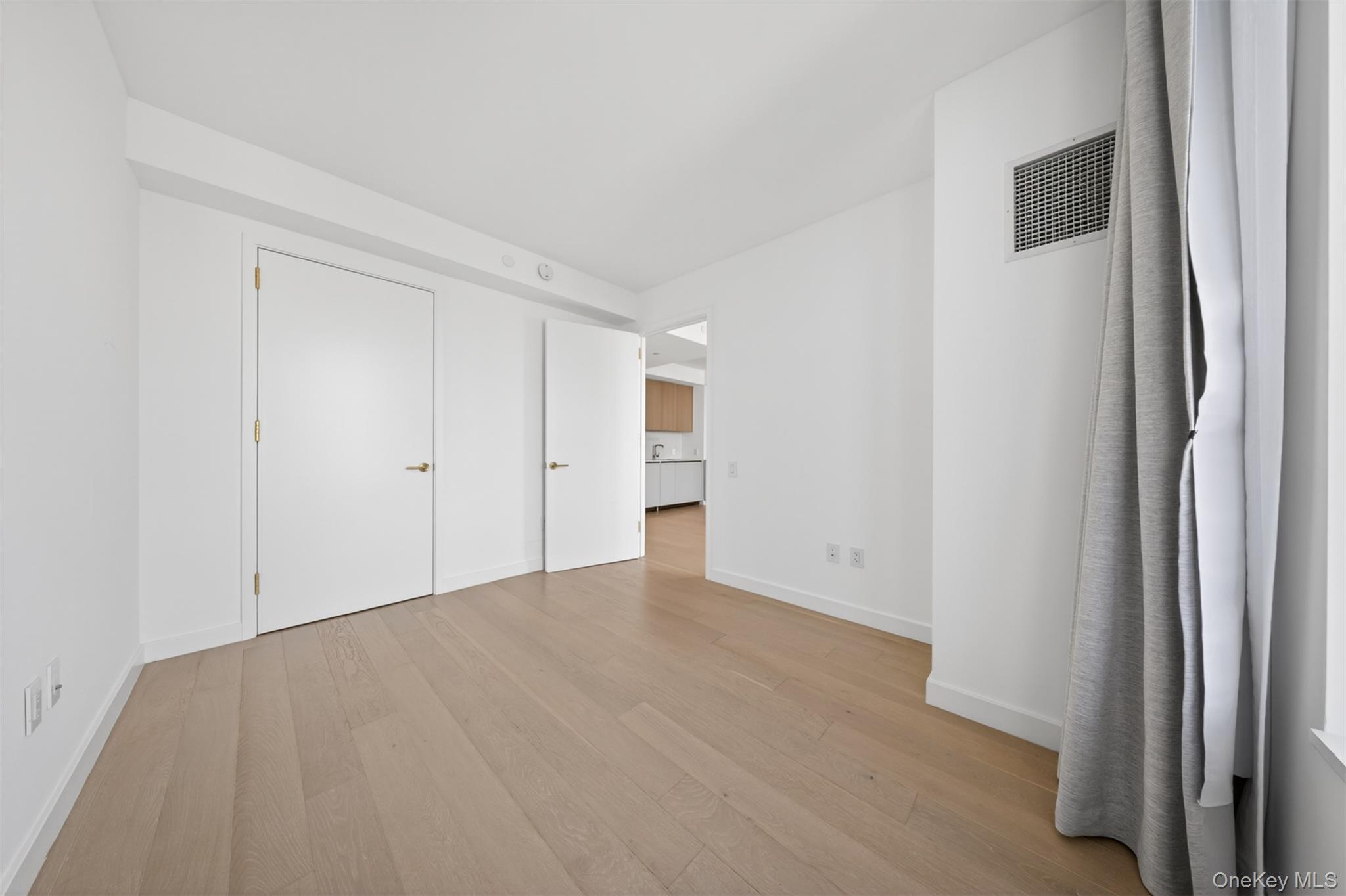 3 Court Square, Unit 5005 photo 12