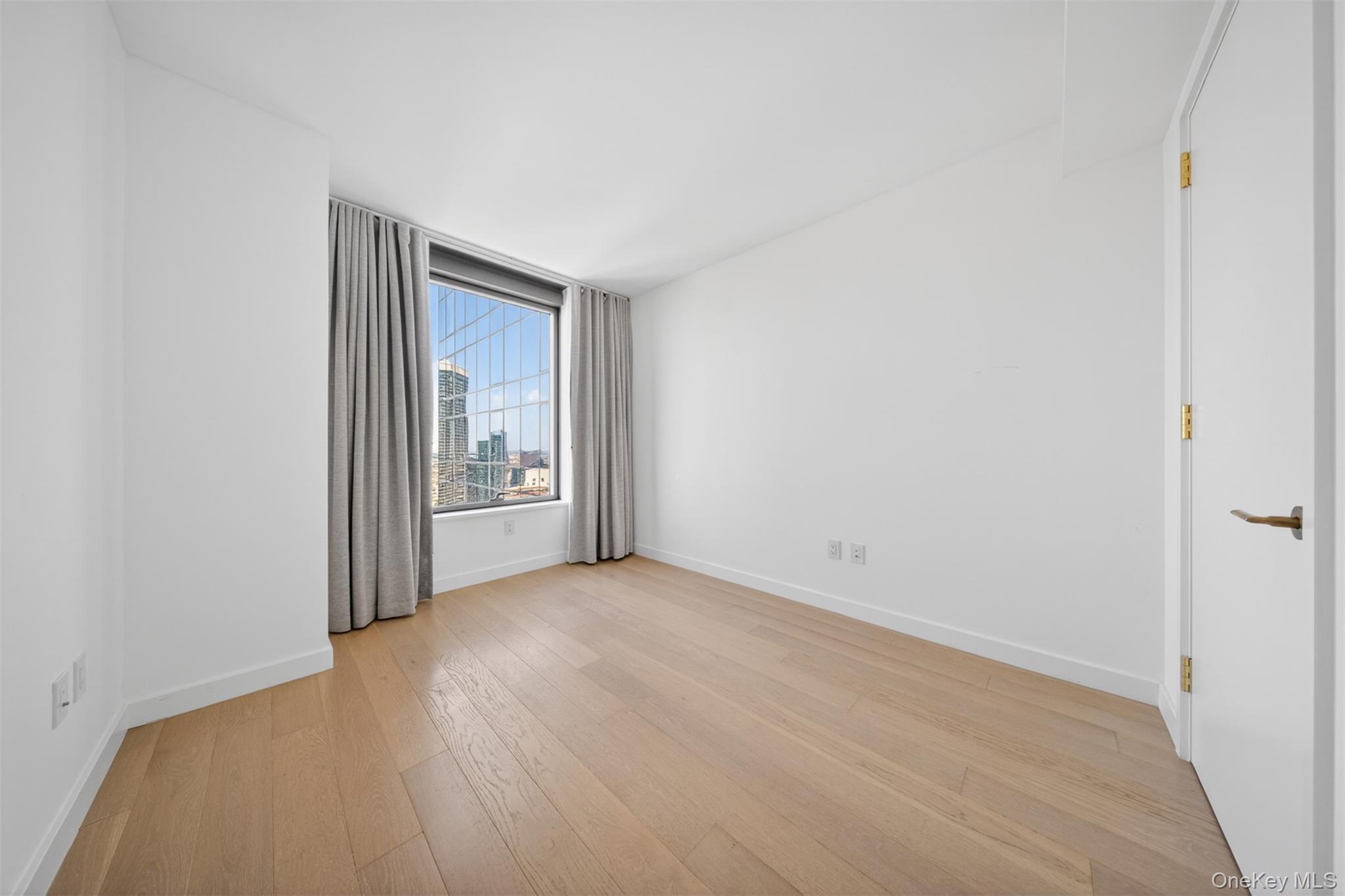 3 Court Square, Unit 5005 photo 11