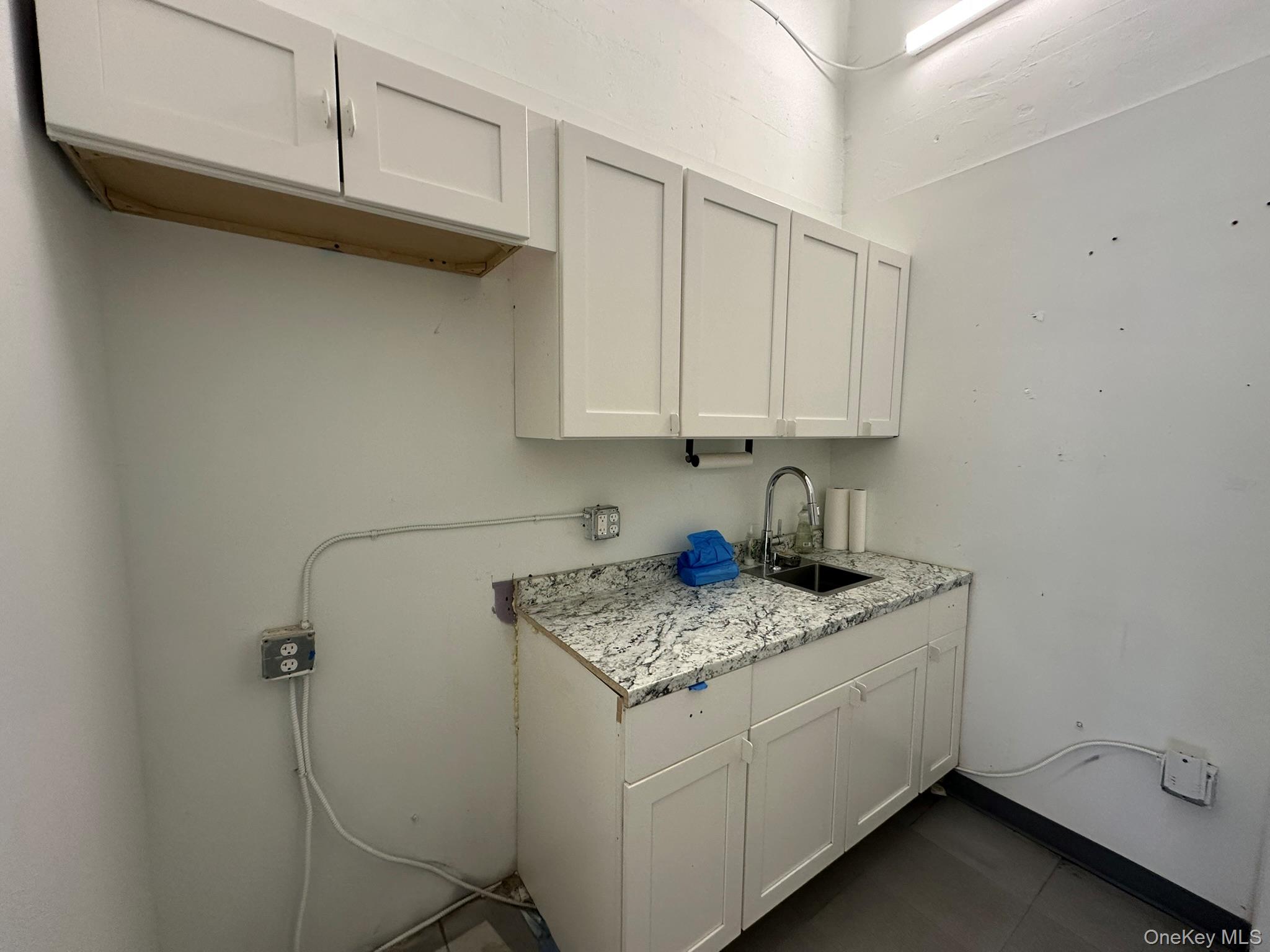 47-20 48th Avenue – For Rent photo 4