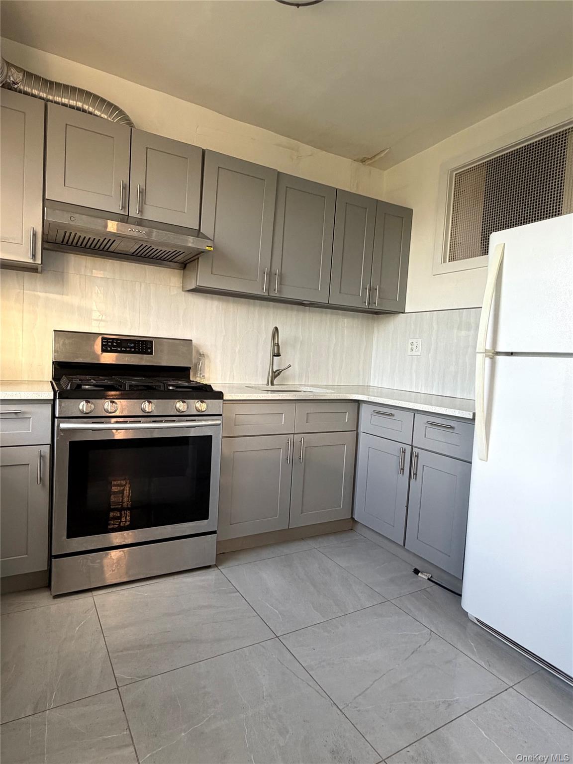 4035 Ithaca Street, Unit 4G photo 7
