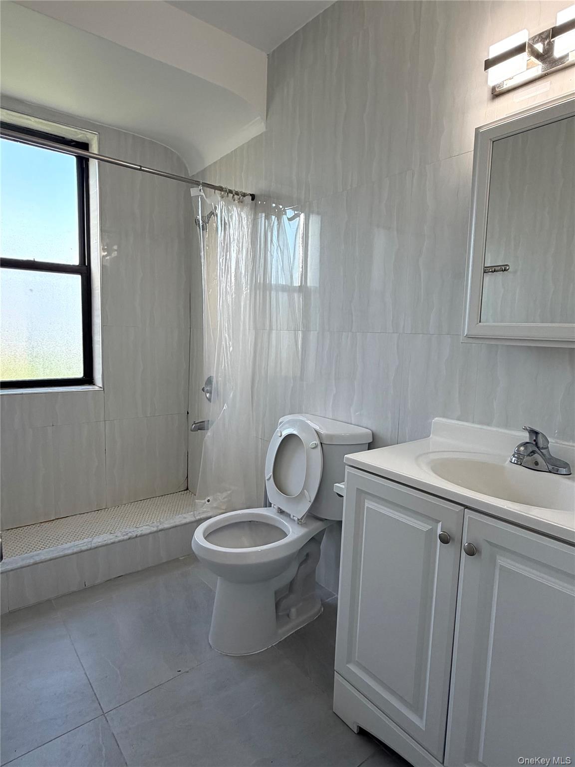 4035 Ithaca Street, Unit 4G photo 10