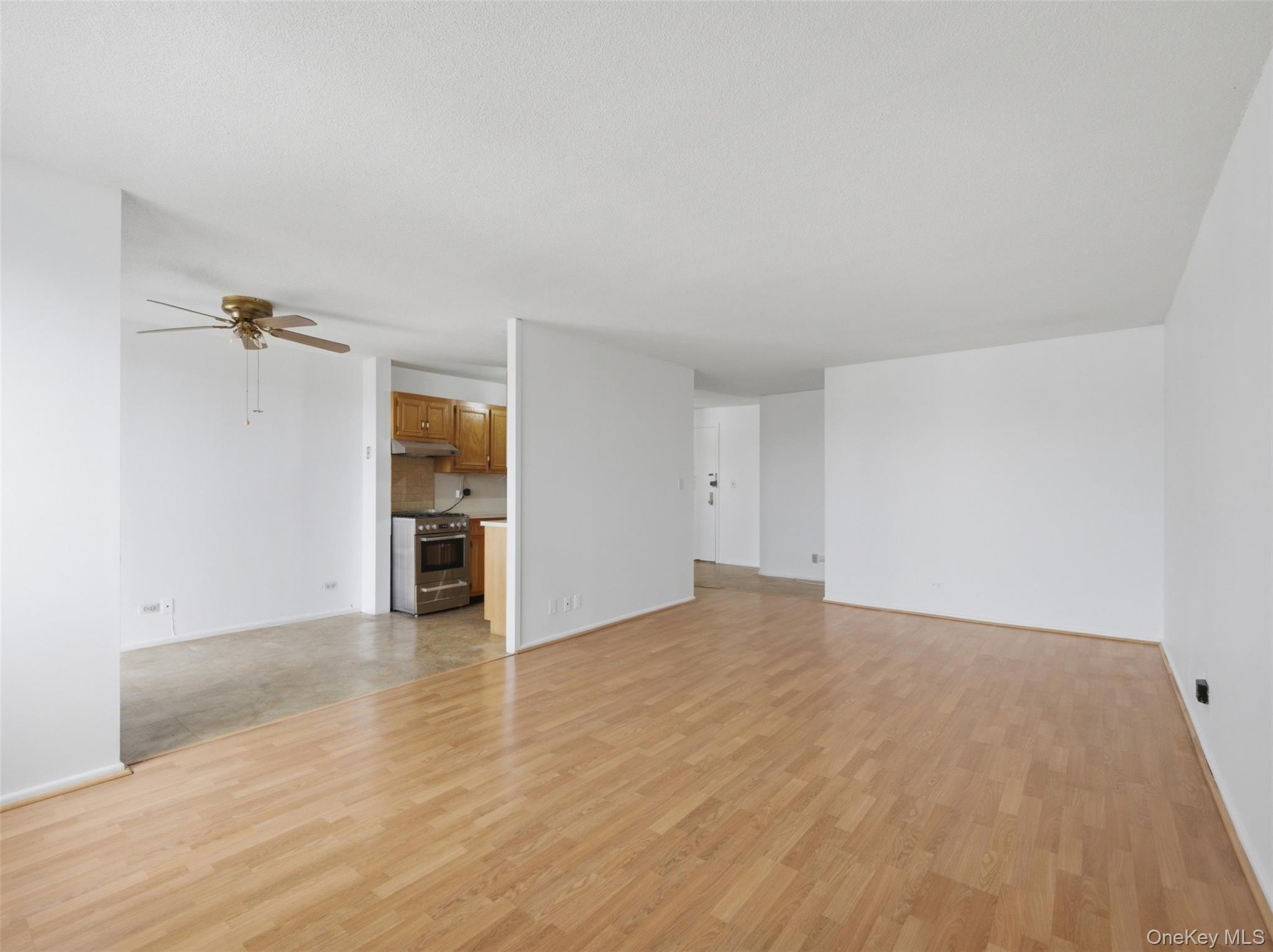 290 W 232nd Street, Unit 11E photo 8