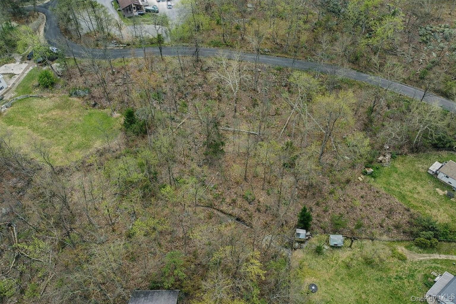 32 Winston Lane – For Sale photo 4