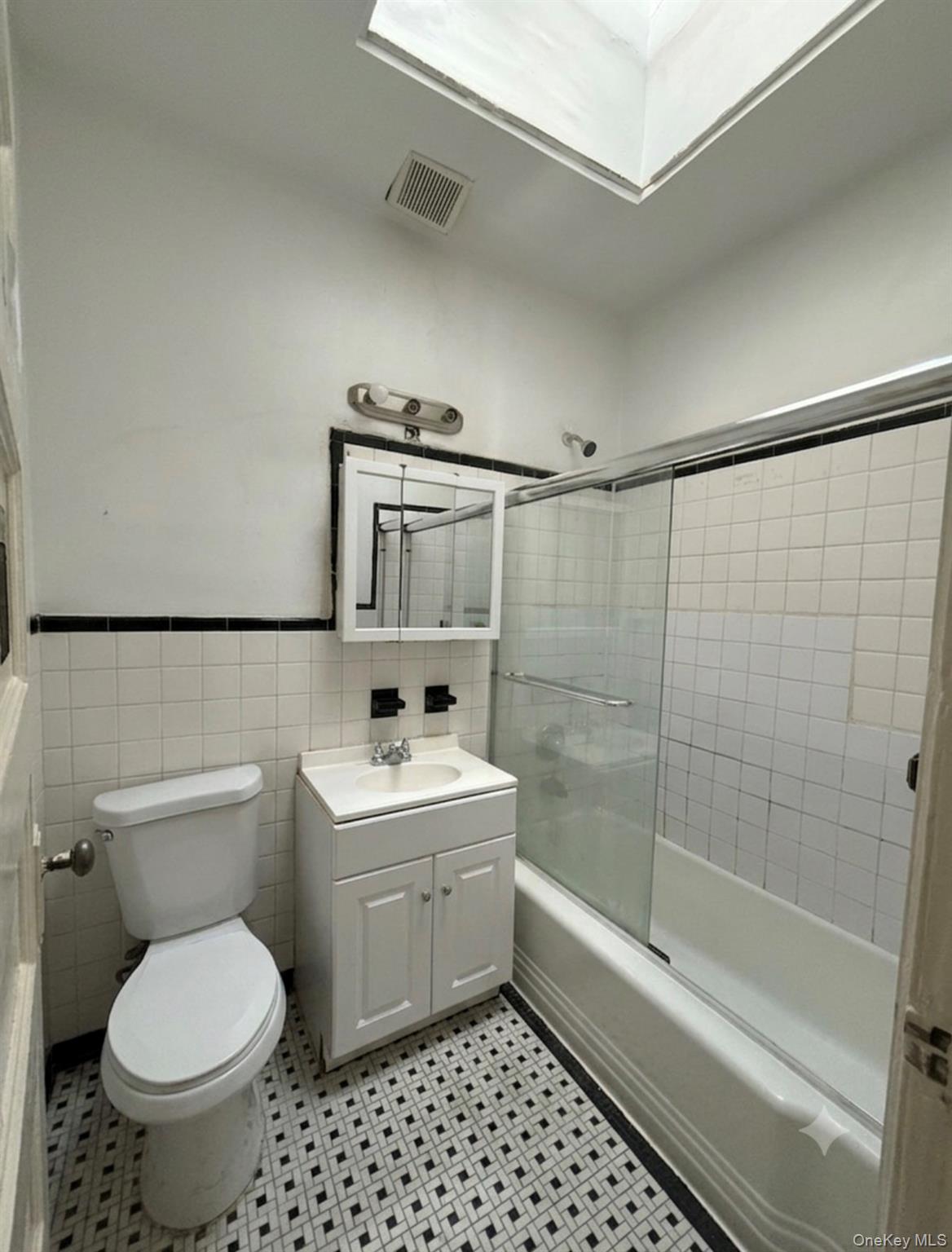 234 Dahill Road – For Sale photo 7