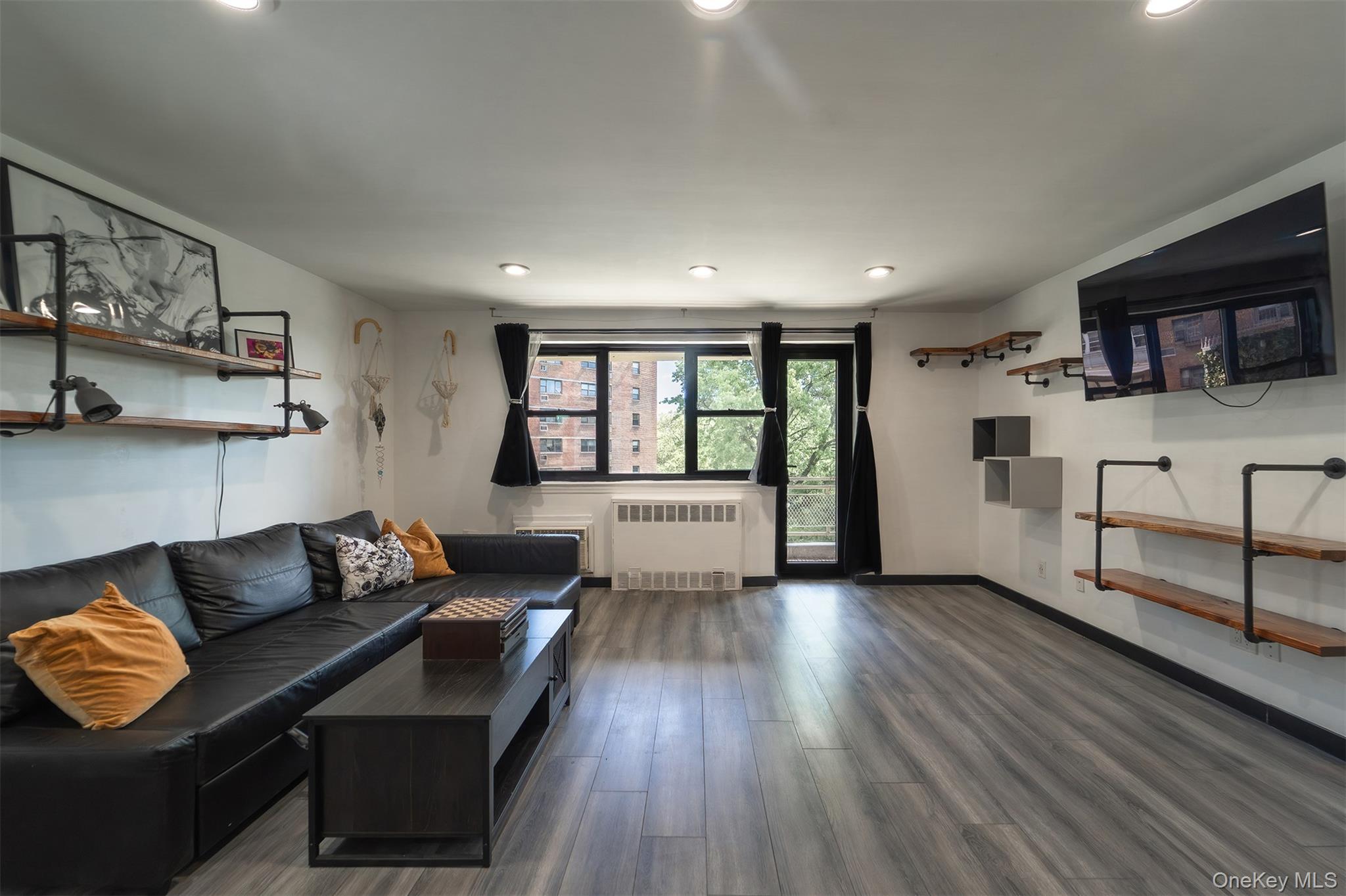88-29 155th Avenue, Unit 3F photo 5