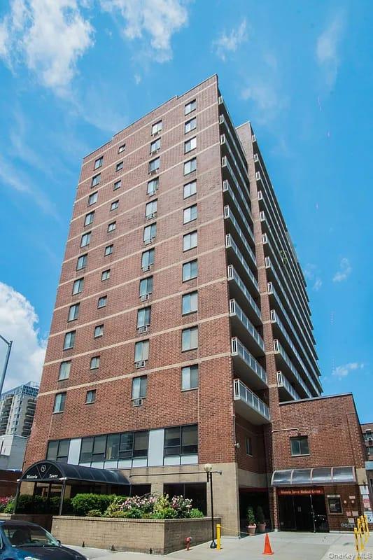 13617 Maple Avenue, Unit 5A