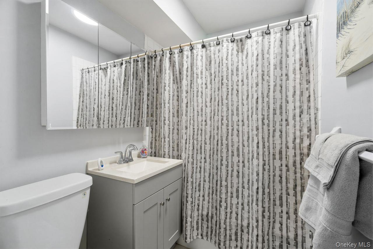 150 Overlook Avenue, Unit 5F photo 17