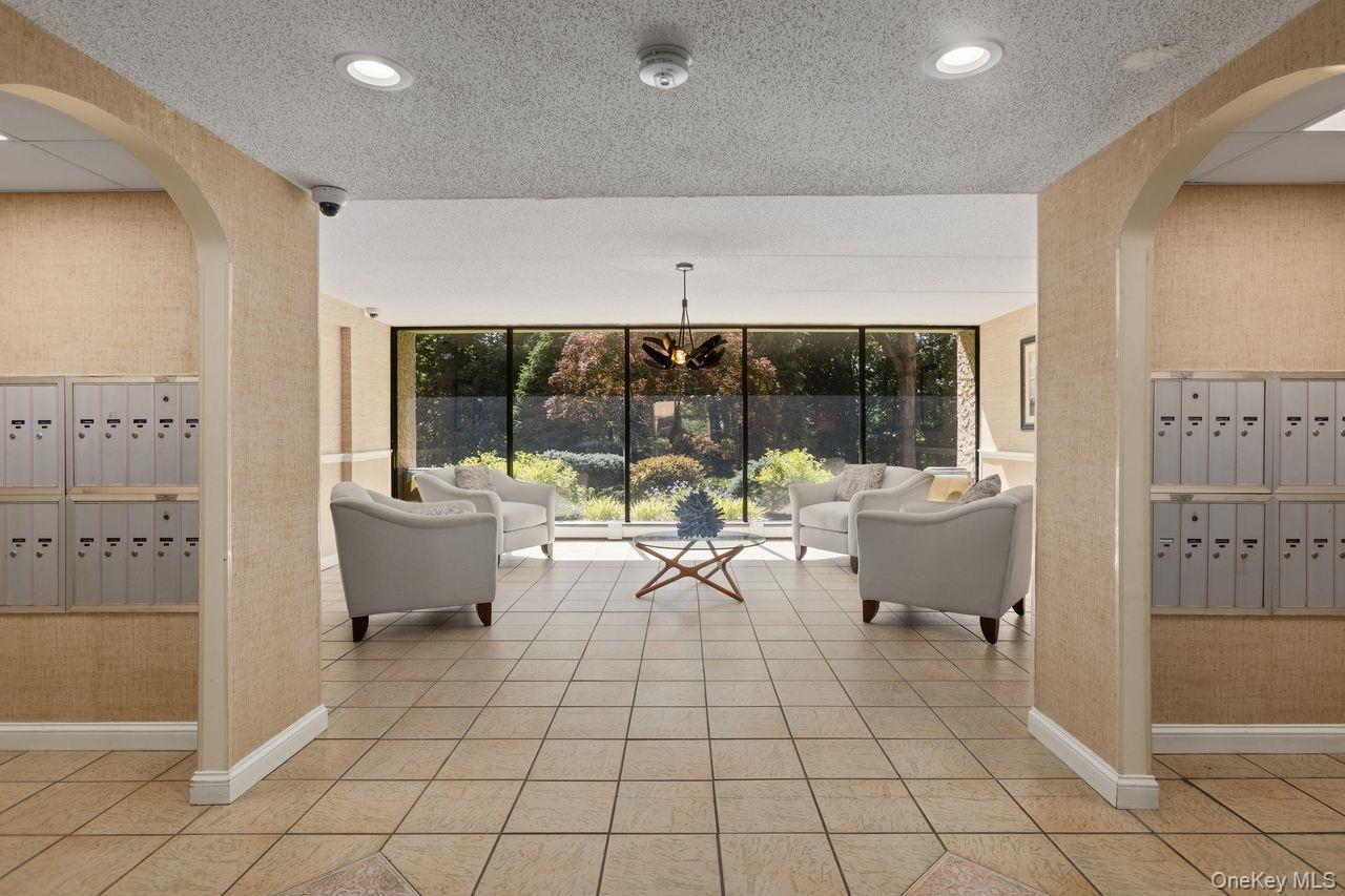 150 Overlook Avenue, Unit 5F photo 22
