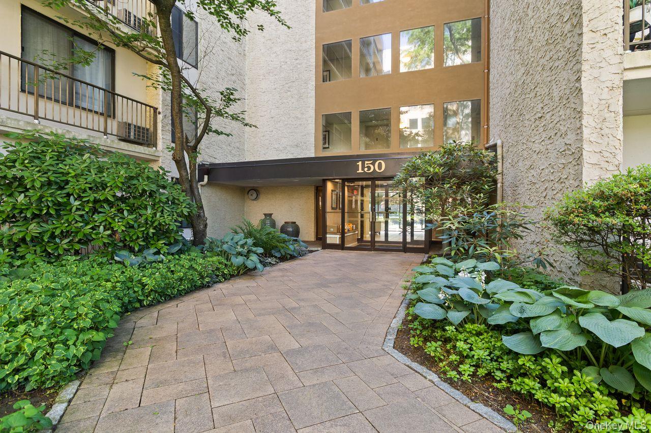 150 Overlook Avenue, Unit 5F