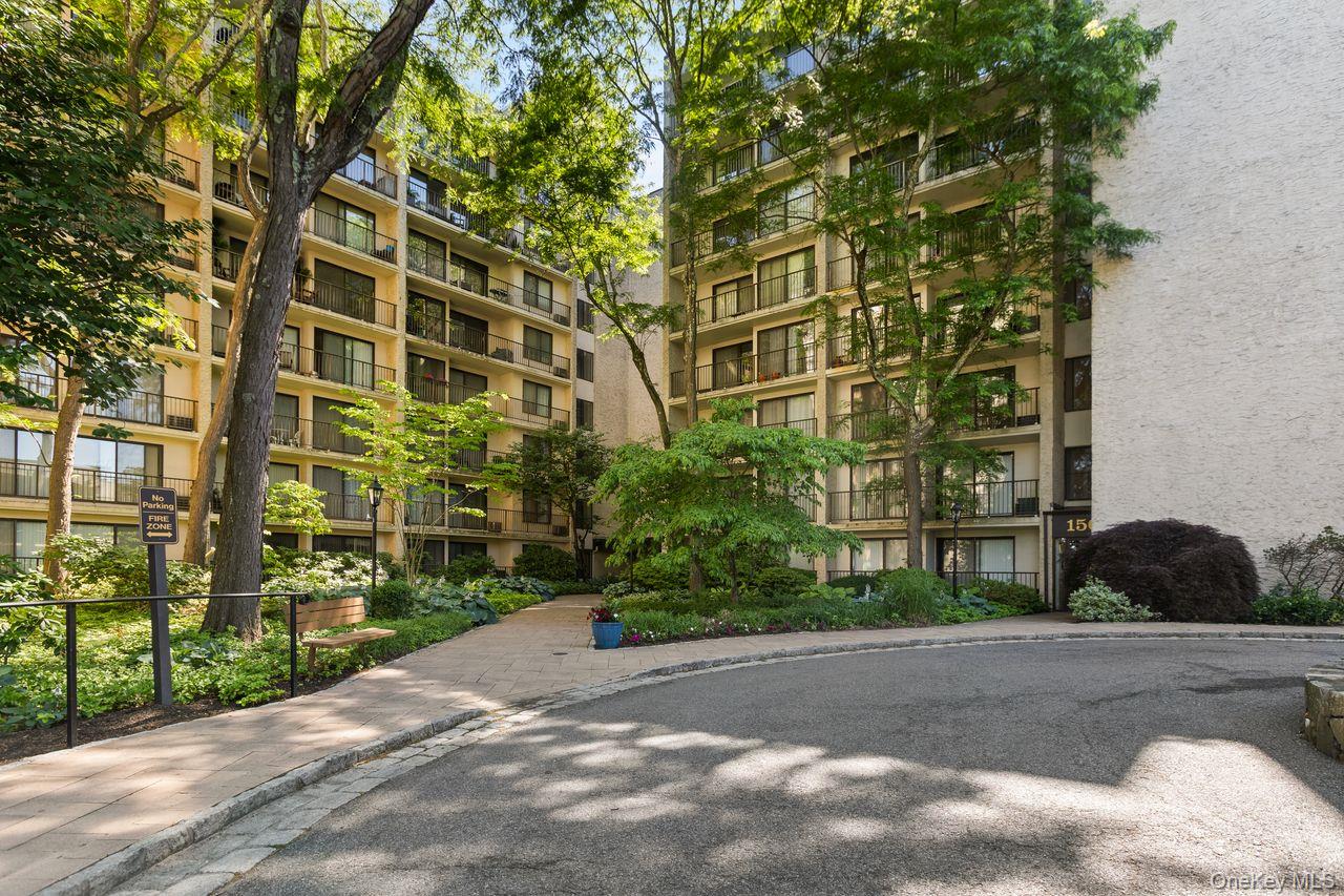 150 Overlook Avenue, Unit 5F photo 26