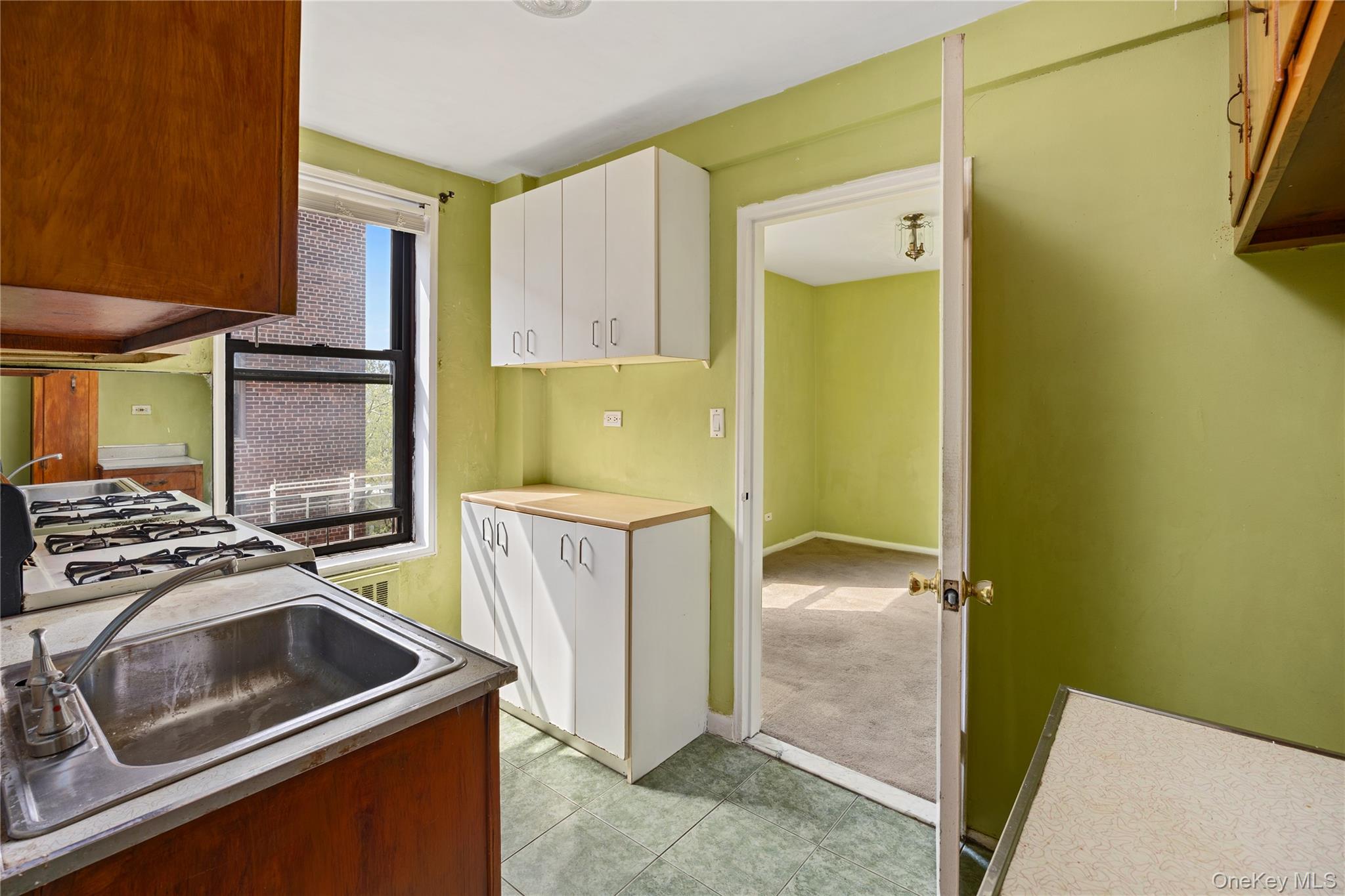 65-15 38th Avenue, Unit 5K photo 8