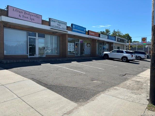625 Port Washington Boulevard – For Rent