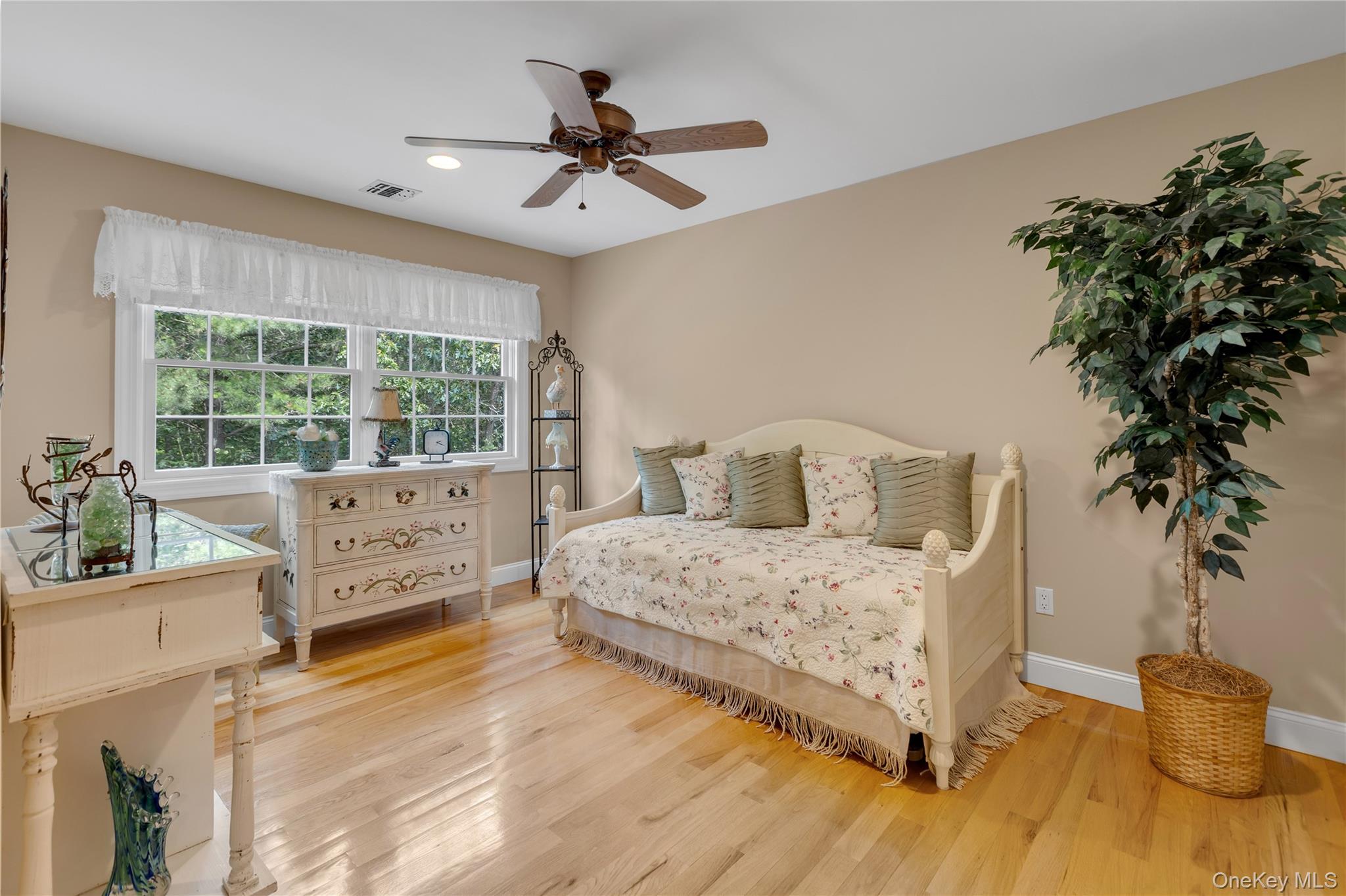 216 Landing Lane – For Sale photo 24