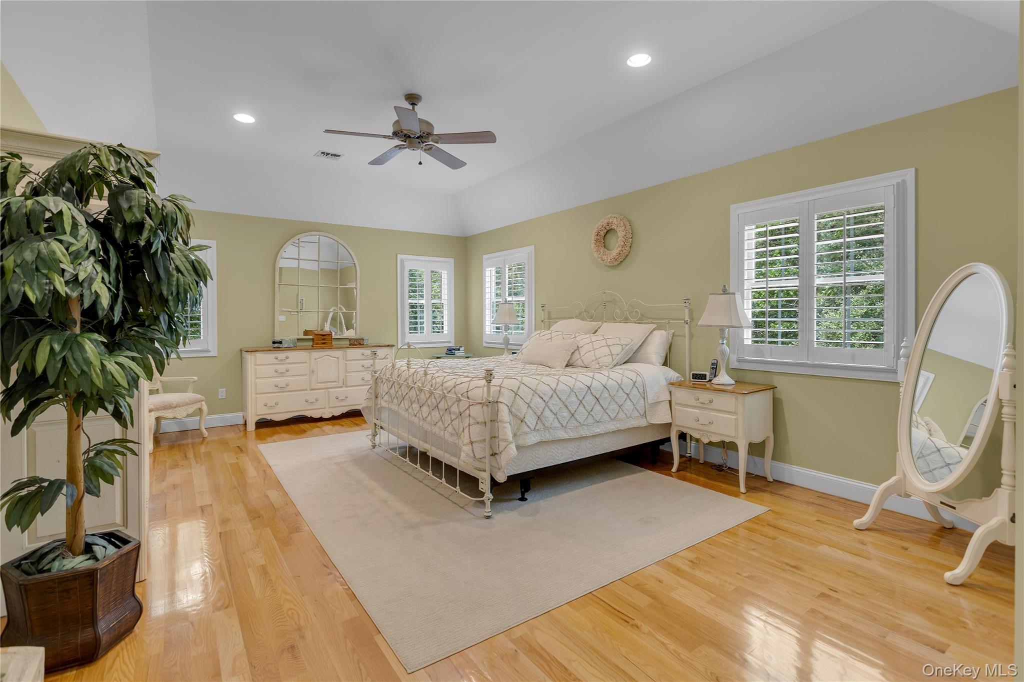 216 Landing Lane – For Sale photo 19