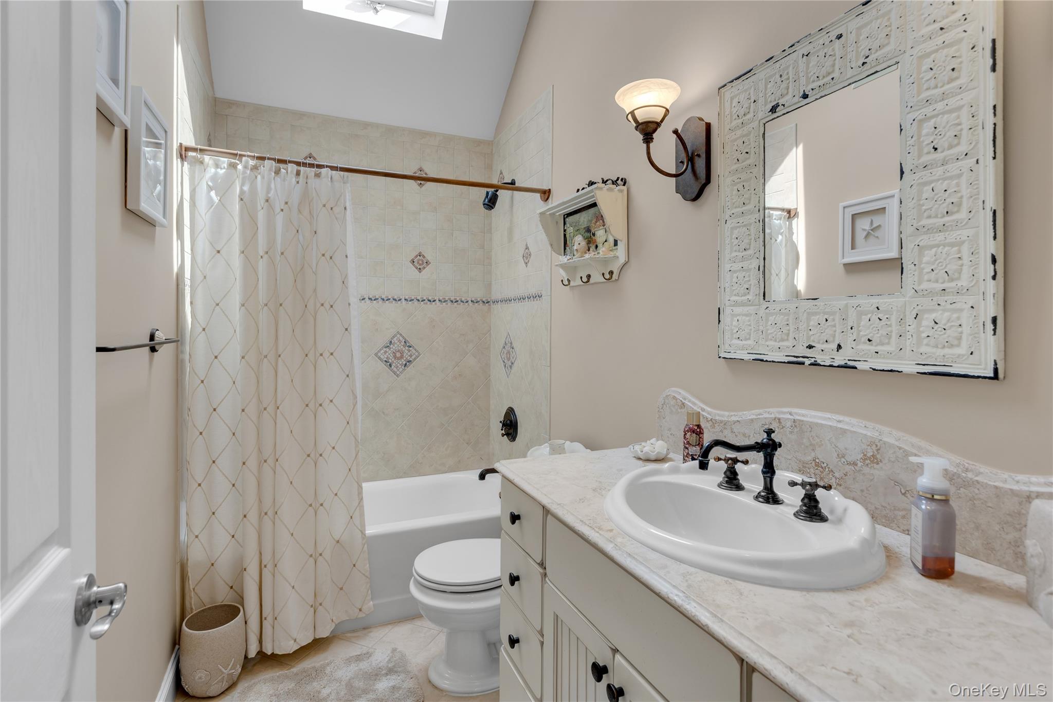 216 Landing Lane – For Sale photo 25