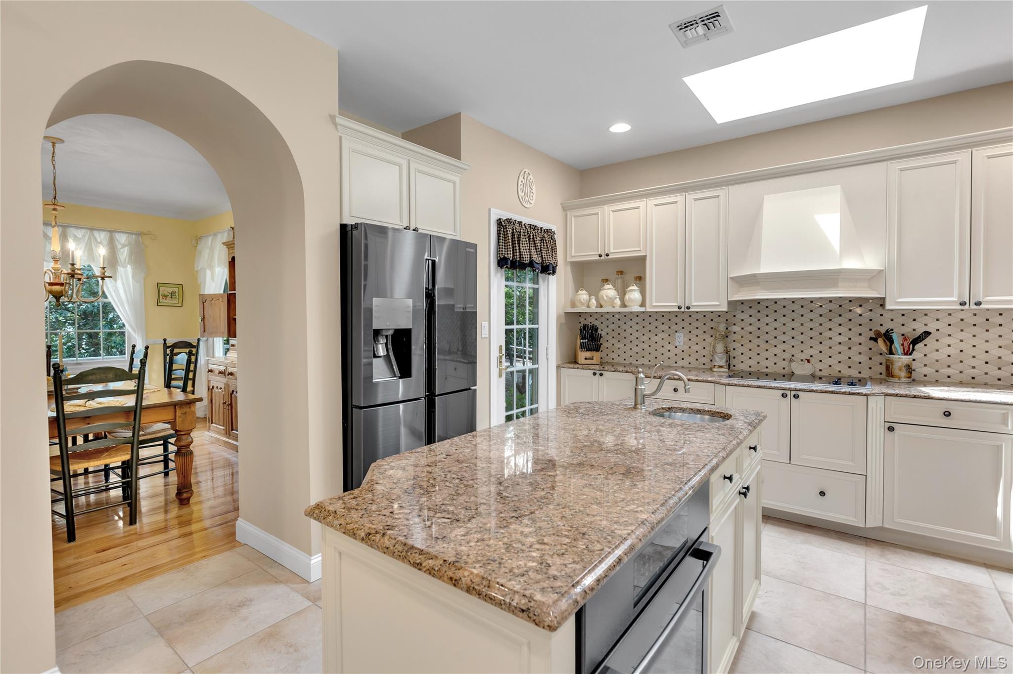 216 Landing Lane – For Sale photo 12