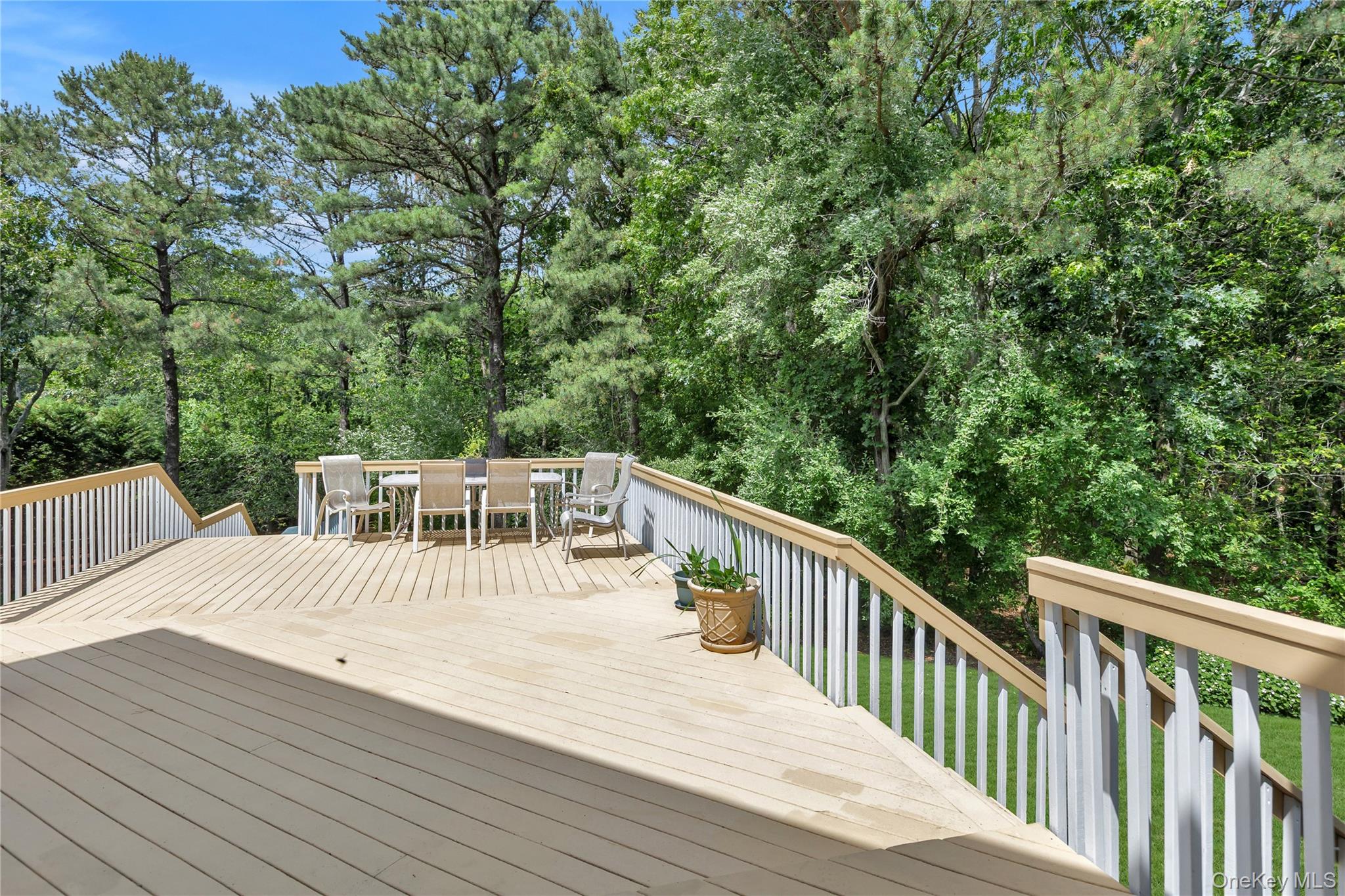 216 Landing Lane – For Sale photo 26