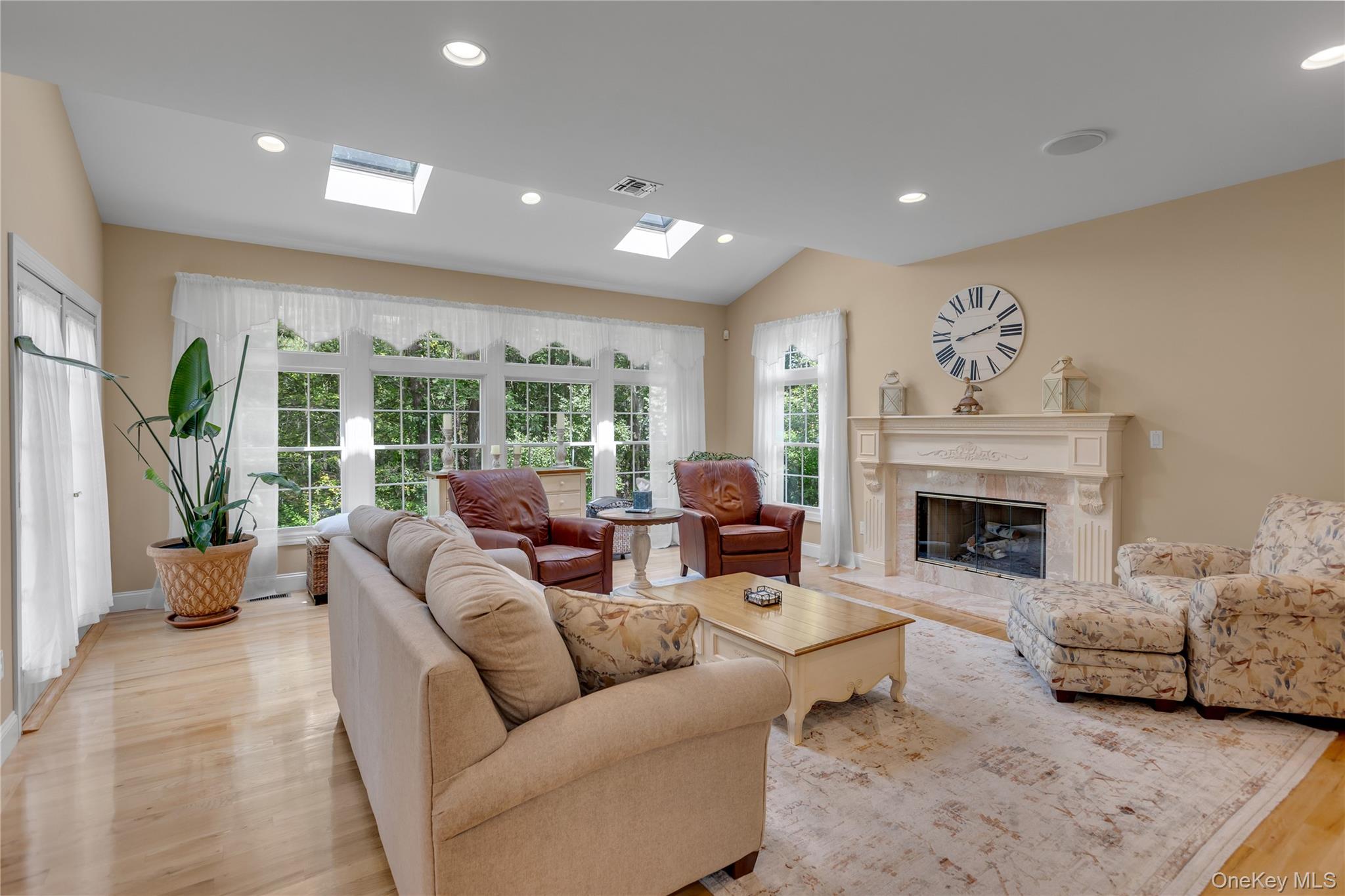216 Landing Lane – For Sale photo 10