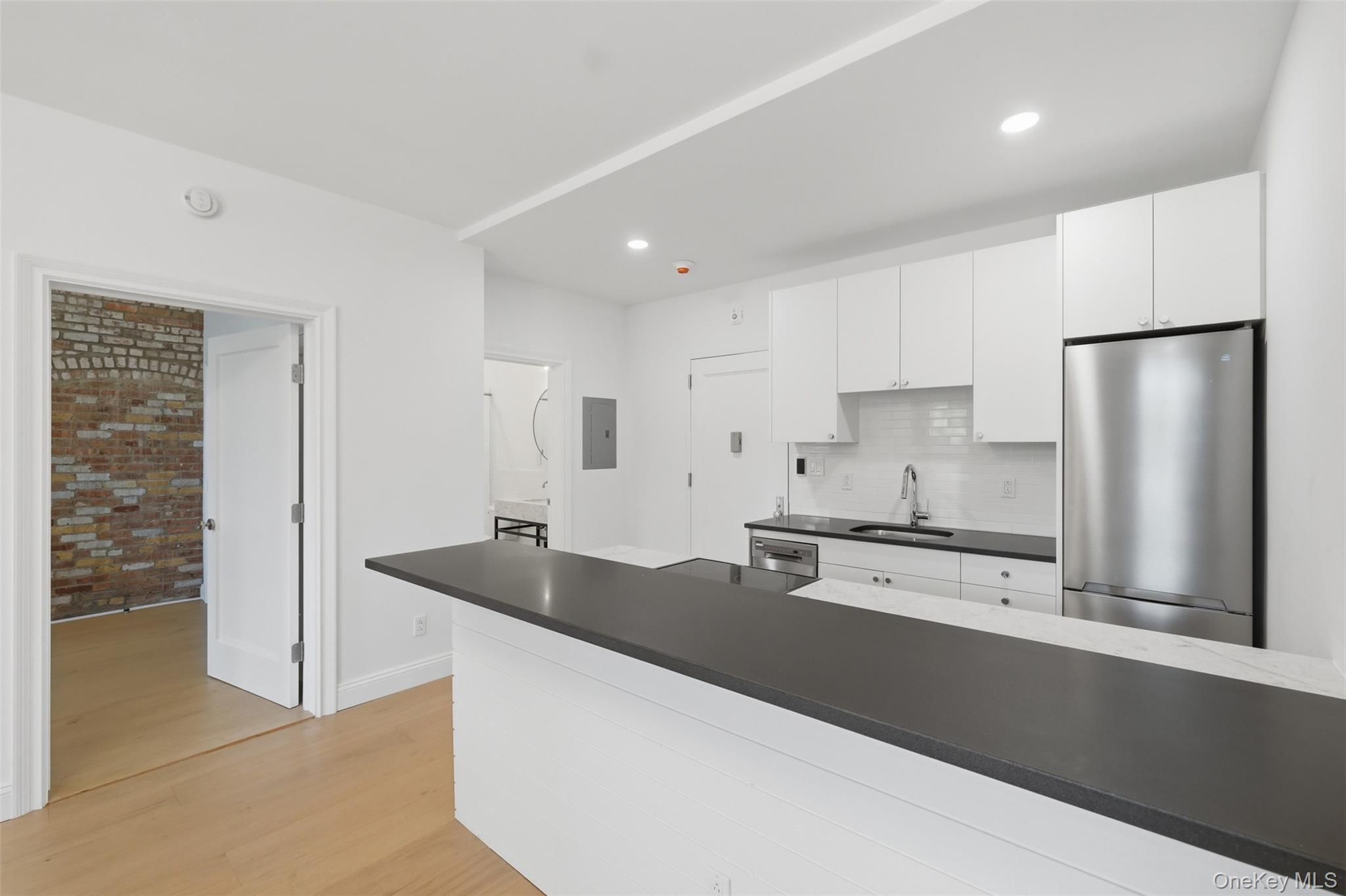 207 Main Street, Unit 5 photo 10