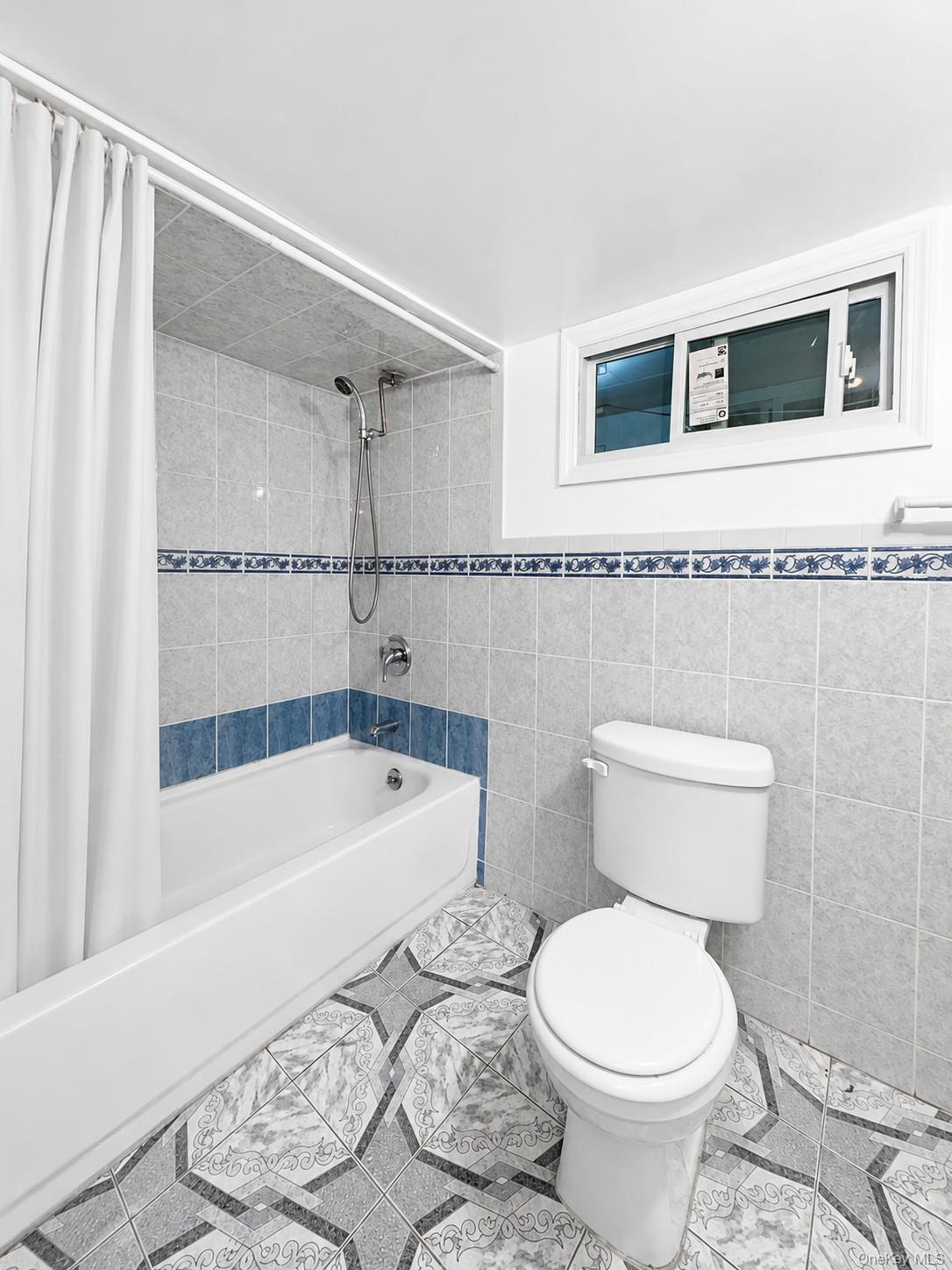 96-25 95th Avenue – For Sale photo 4