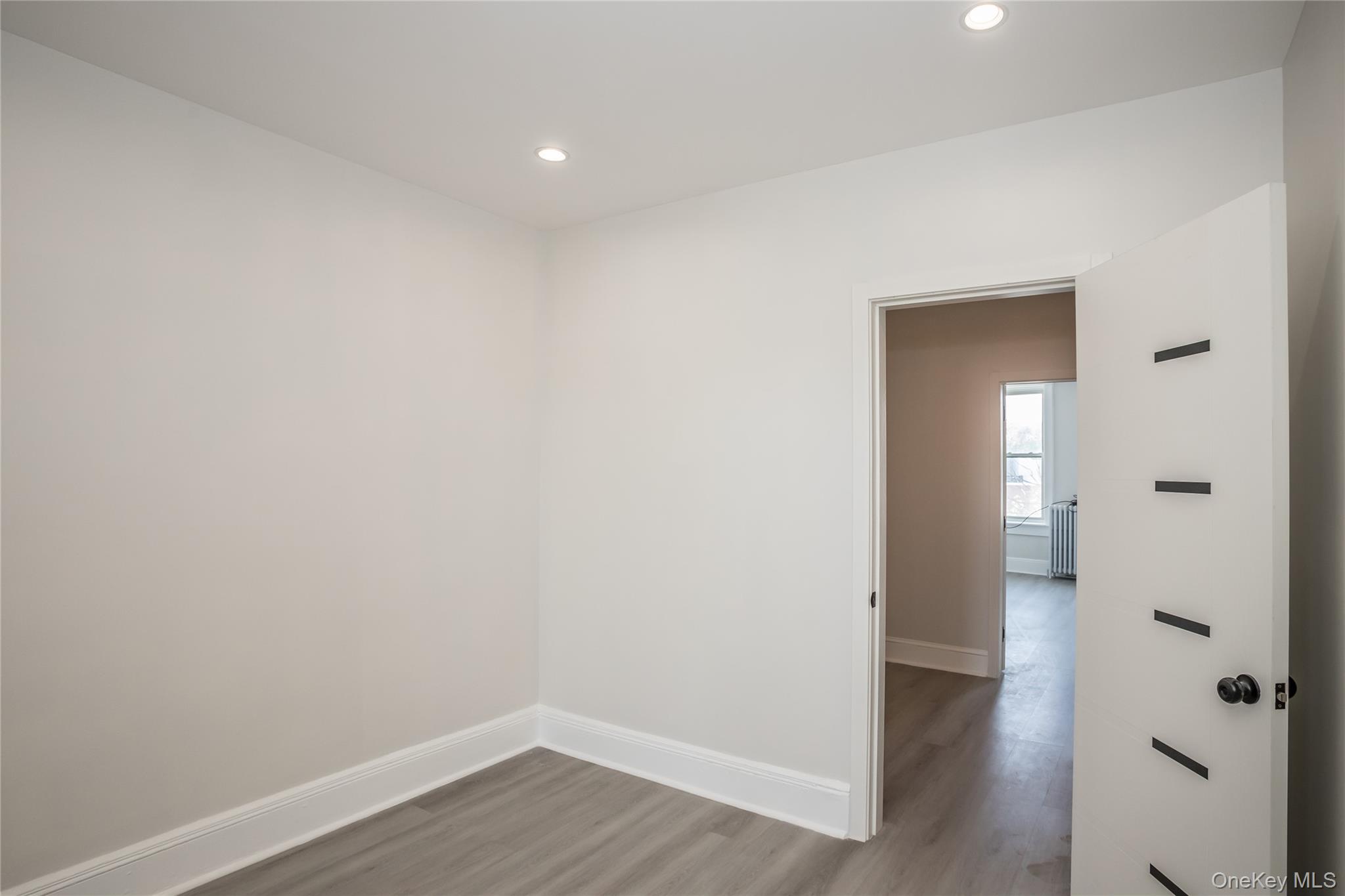 6717 Myrtle Avenue – For Sale photo 25