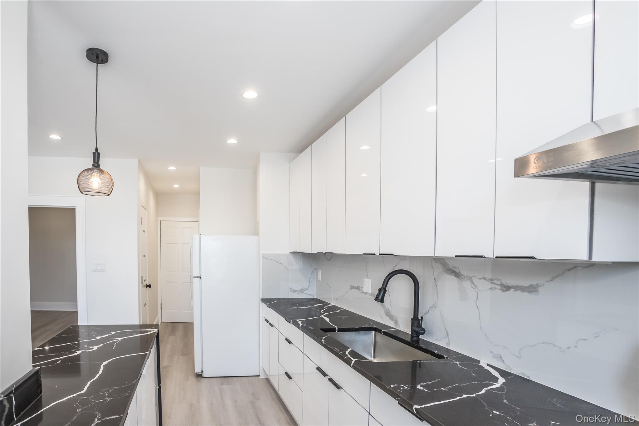 6717 Myrtle Avenue – For Sale photo 19