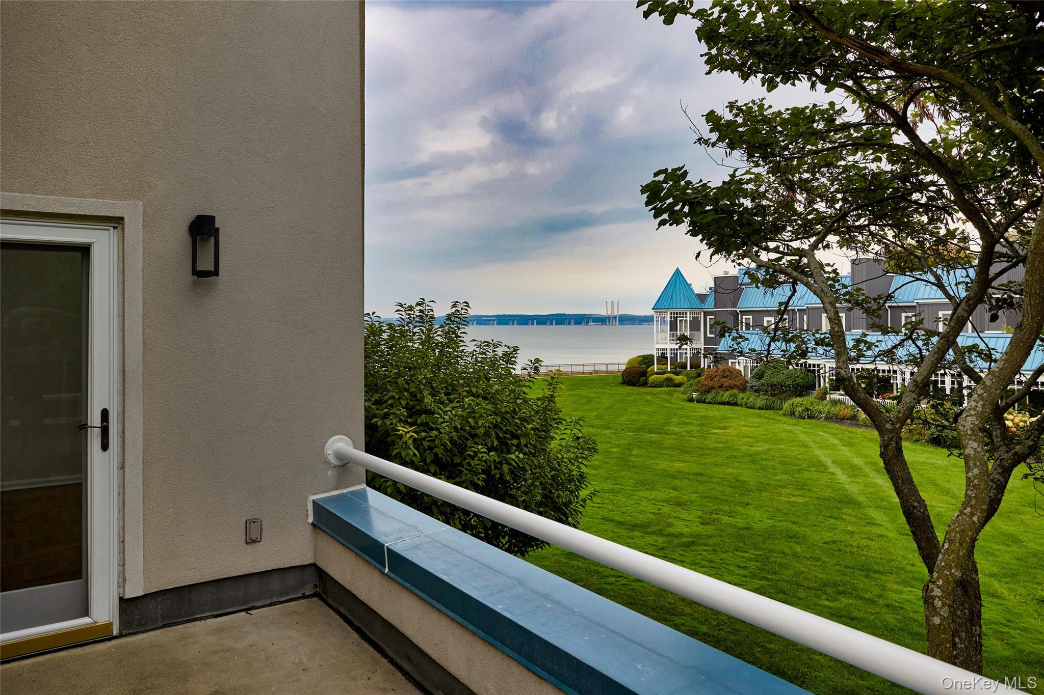 213 Devries Court, Unit 213 photo 21