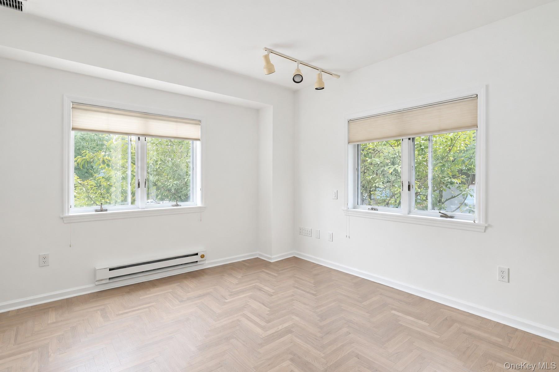 213 Devries Court, Unit 213 photo 5