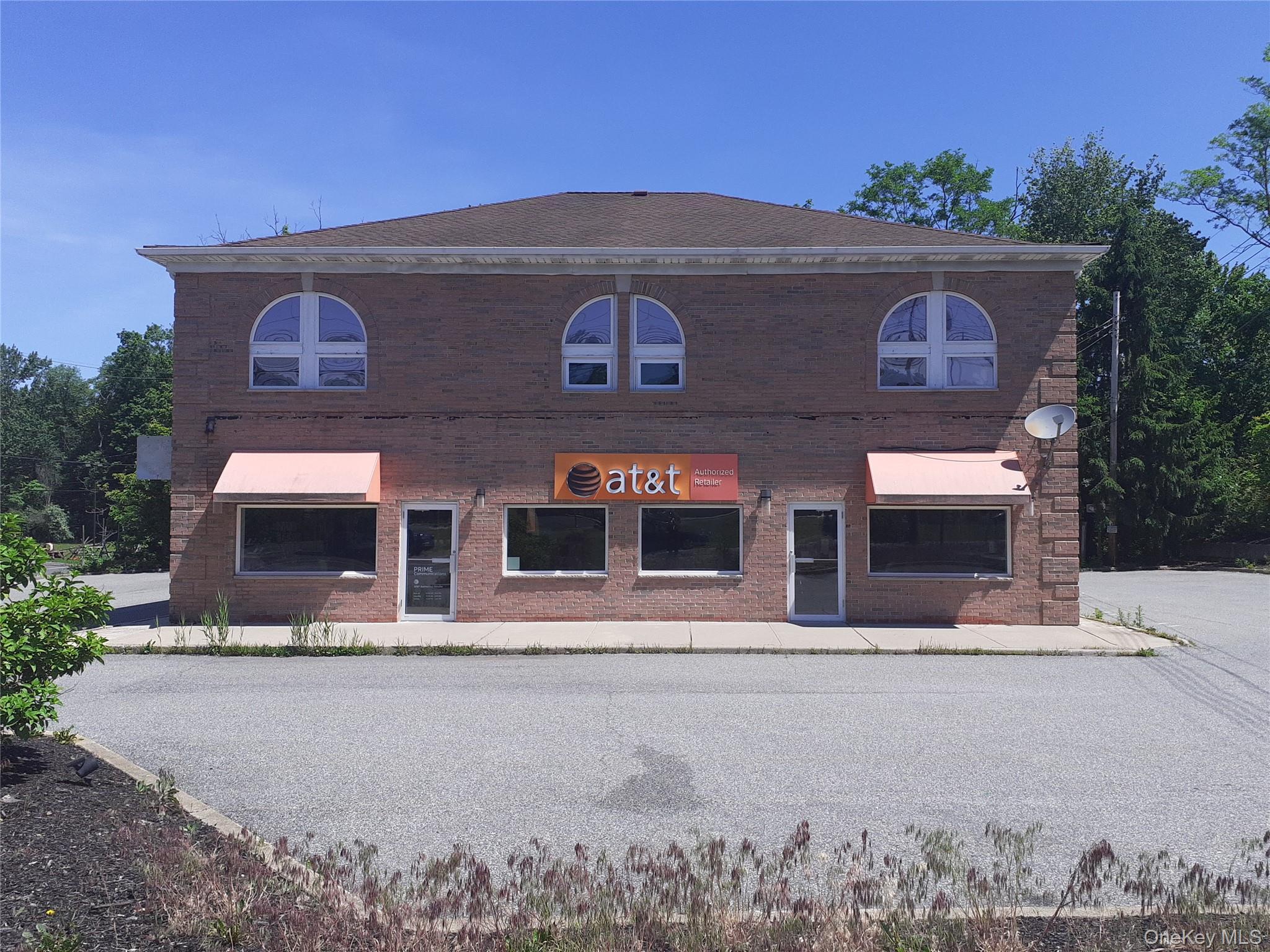 520 Route 17M – For Rent