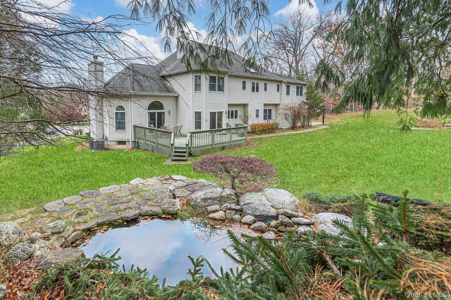 22 Golden Road – For Sale photo 6