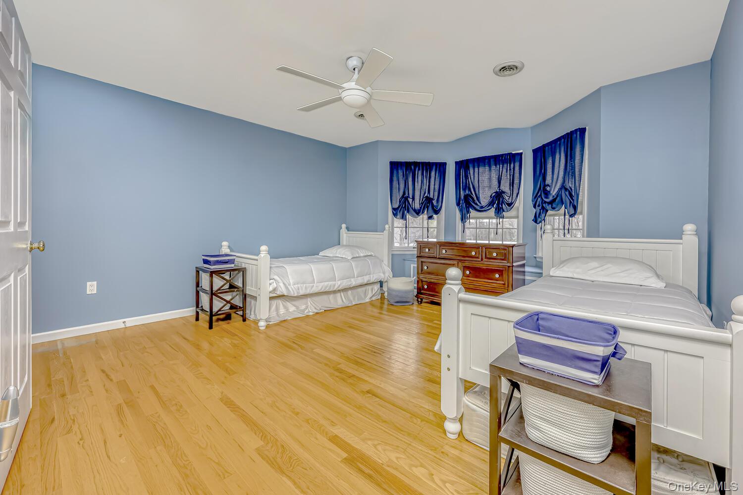 22 Golden Road – For Sale photo 26