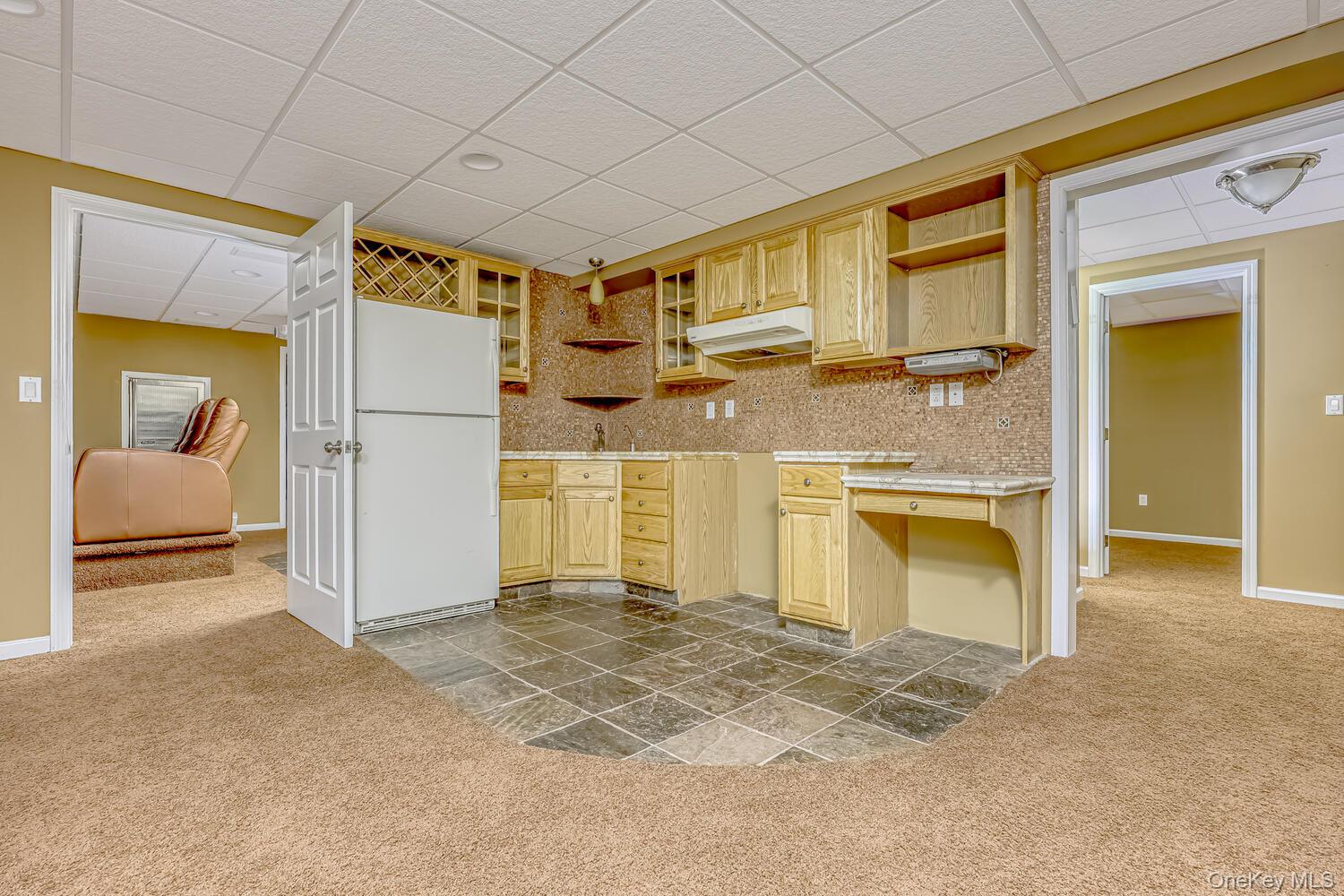 22 Golden Road – For Sale photo 38