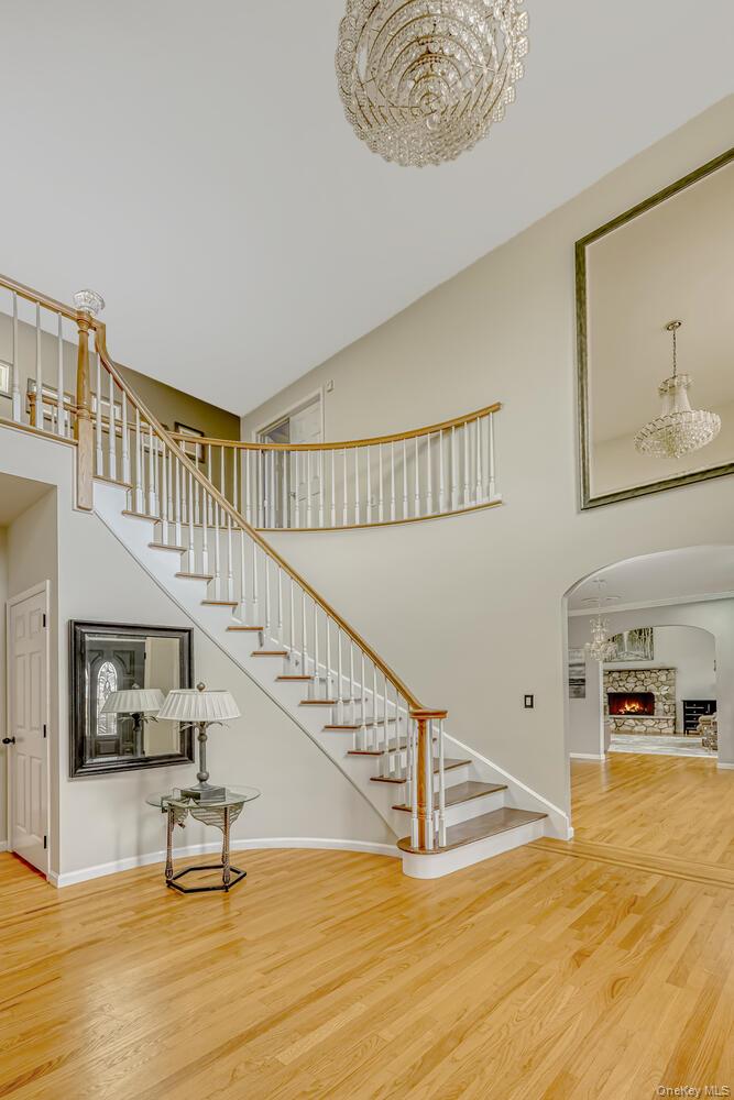 22 Golden Road – For Sale photo 11