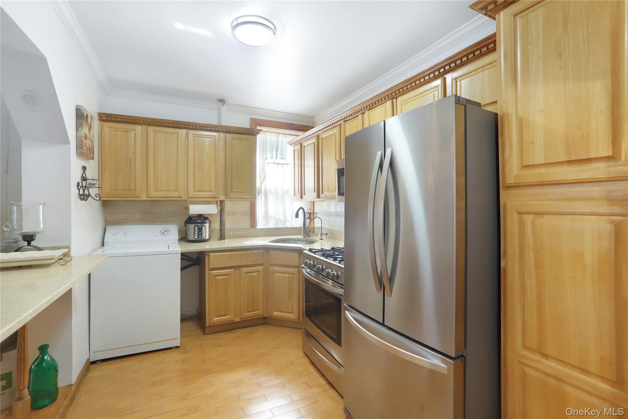 104 Division Avenue, Unit 17 photo 4