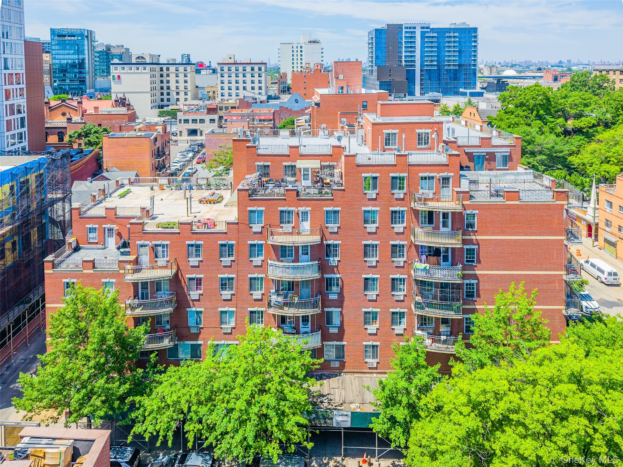3506 Leavitt Street, Unit 5H