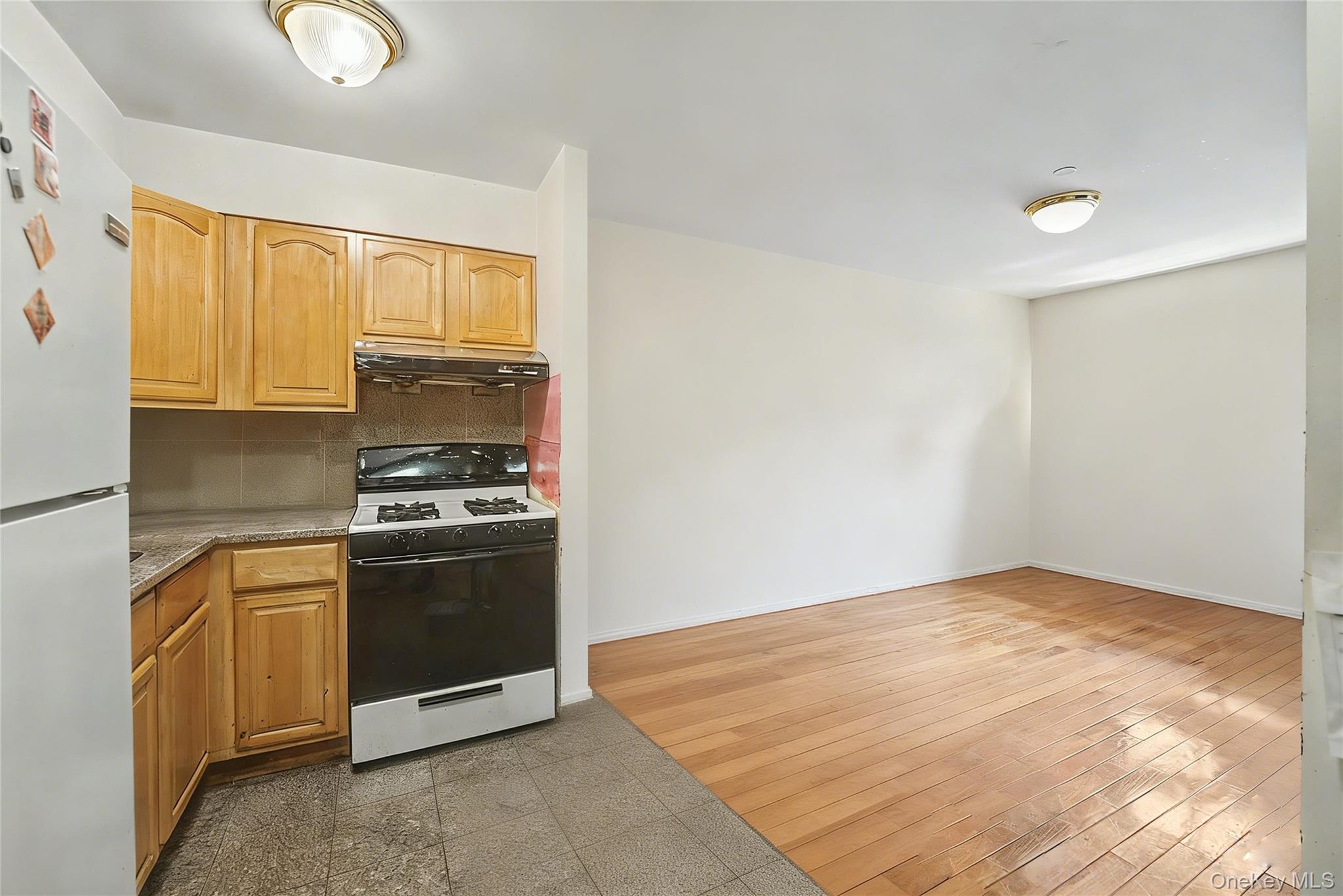 3506 Leavitt Street, Unit 5H photo 4
