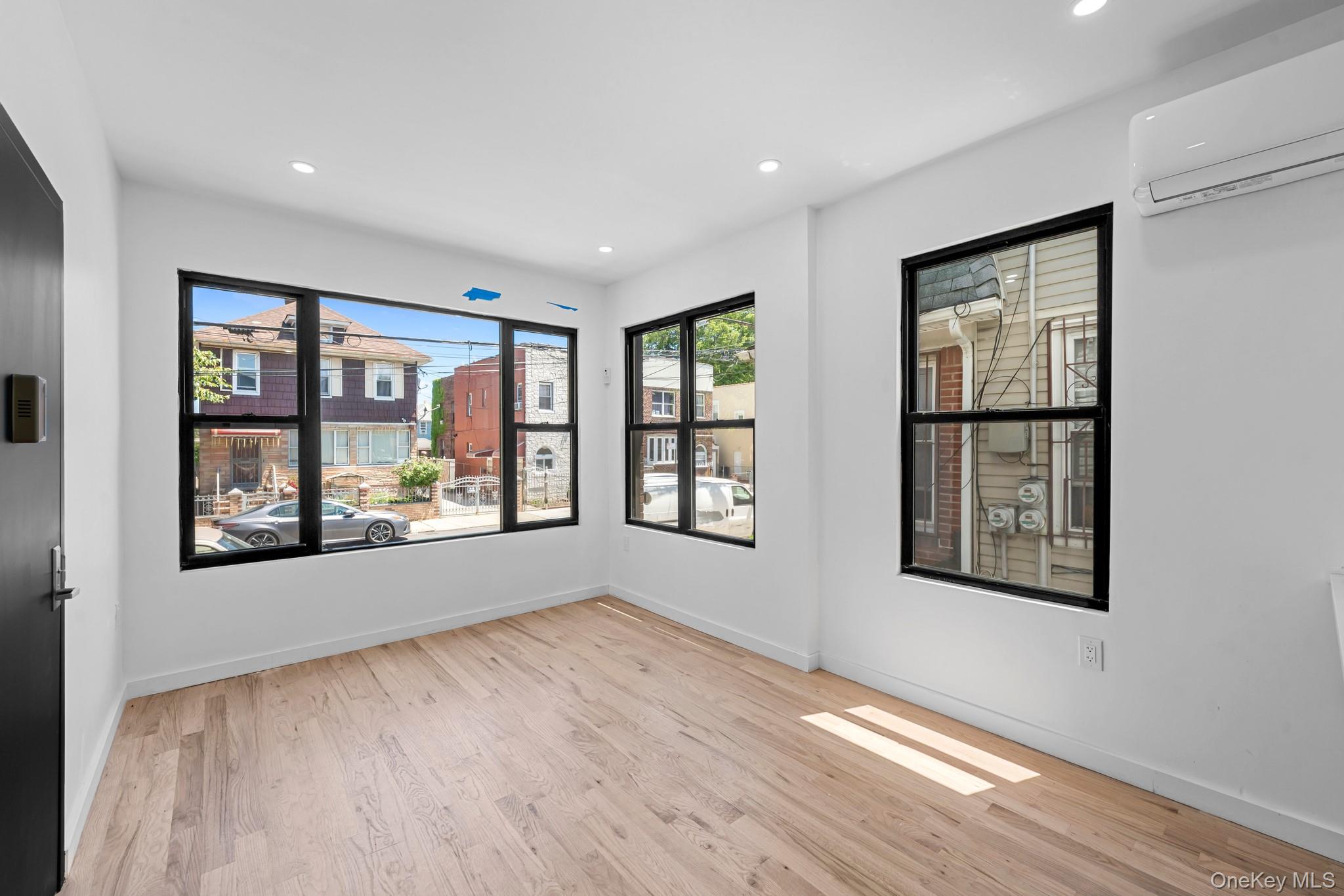 234 E 42nd Street – For Sale photo 2