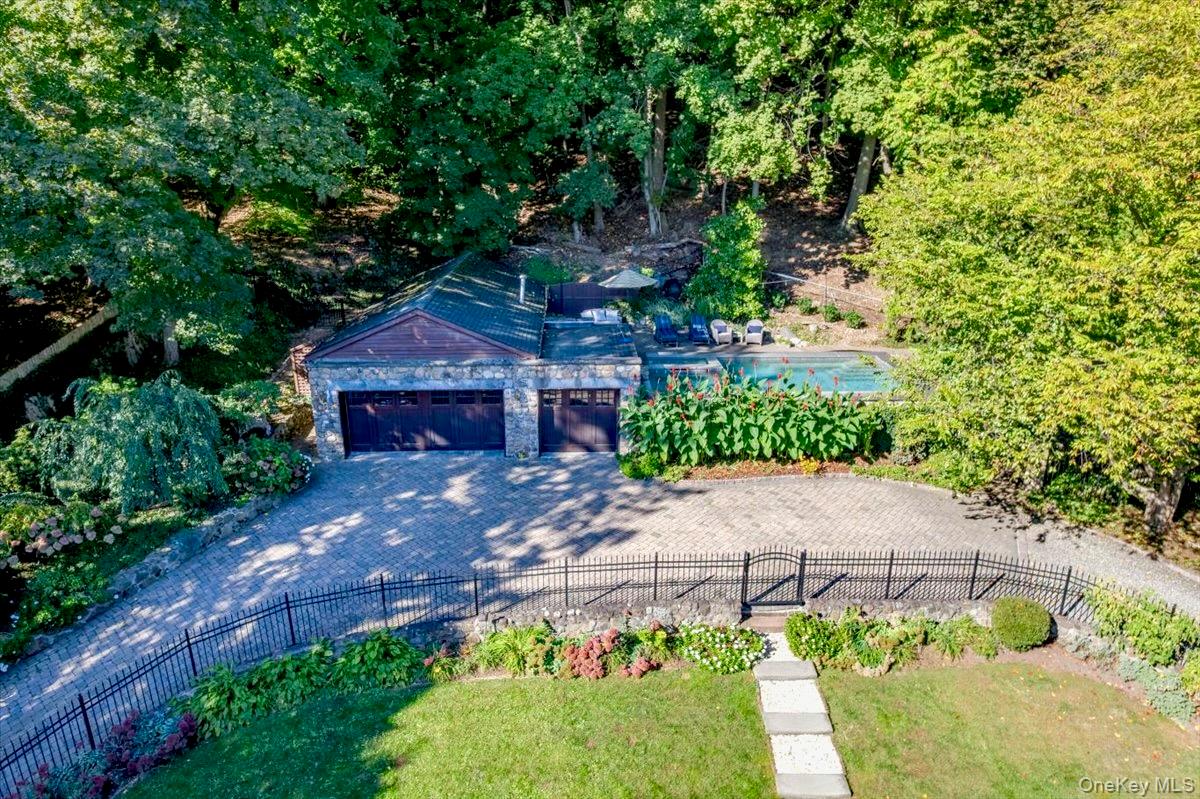 245 River Road – For Sale photo 47