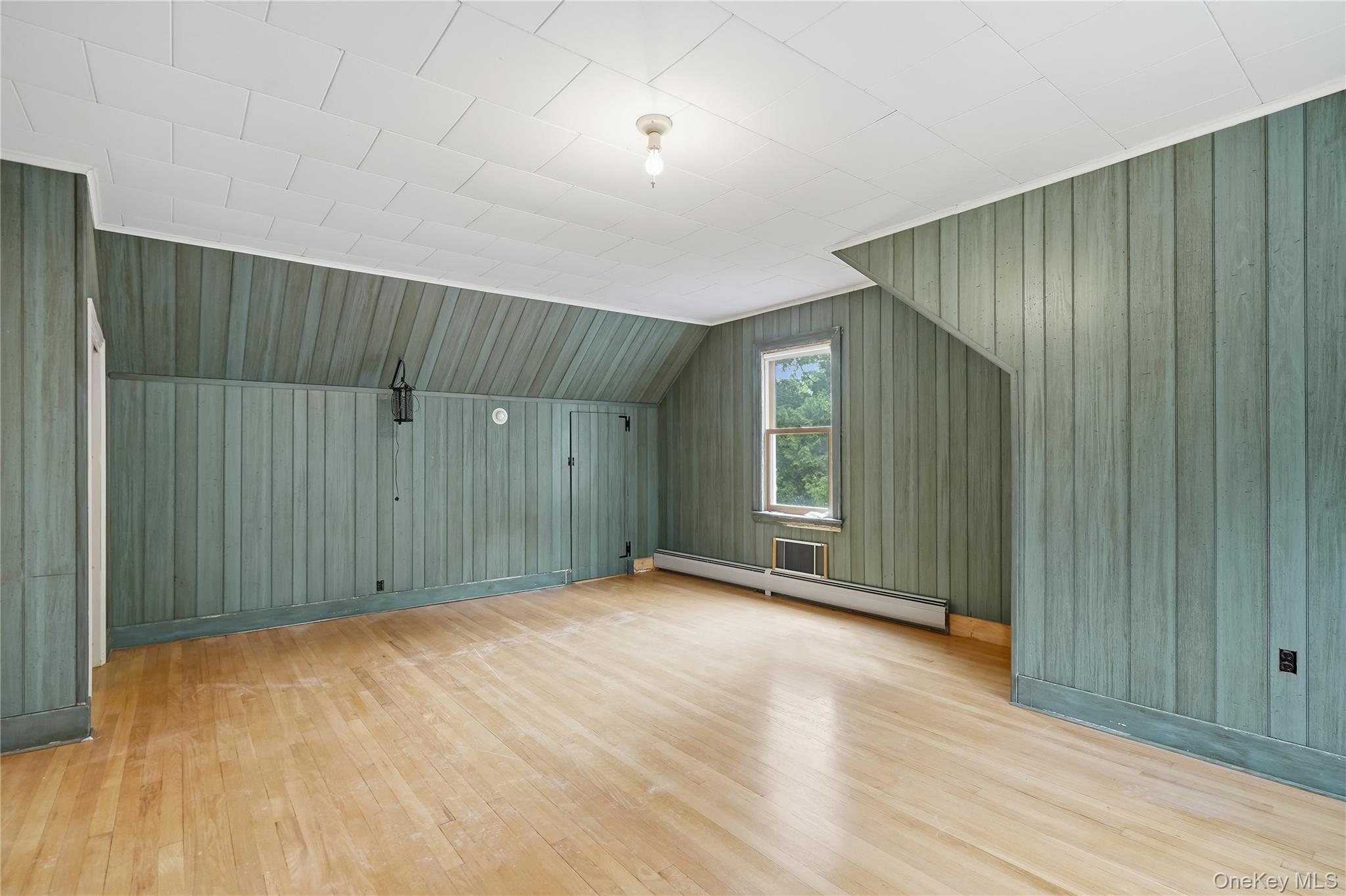 28 Kent Road – For Sale photo 25