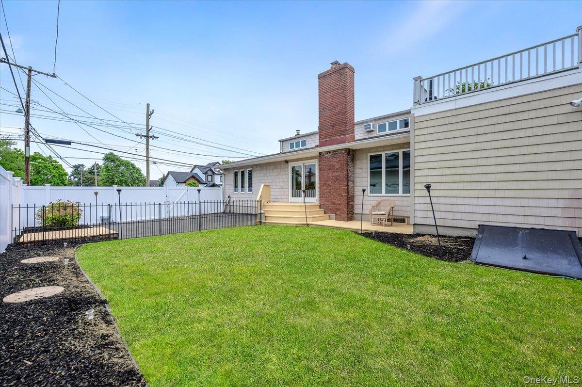 86 Edmore Lane N – For Sale photo 38
