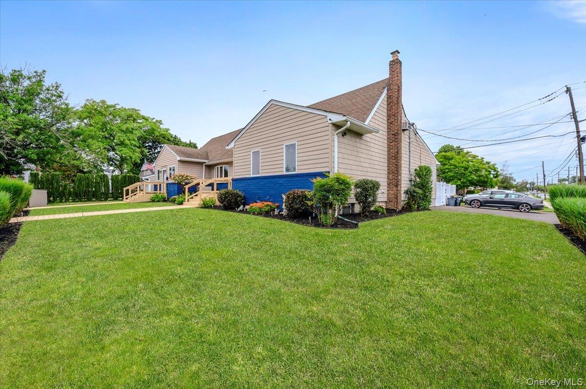 86 Edmore Lane N – For Sale photo 50